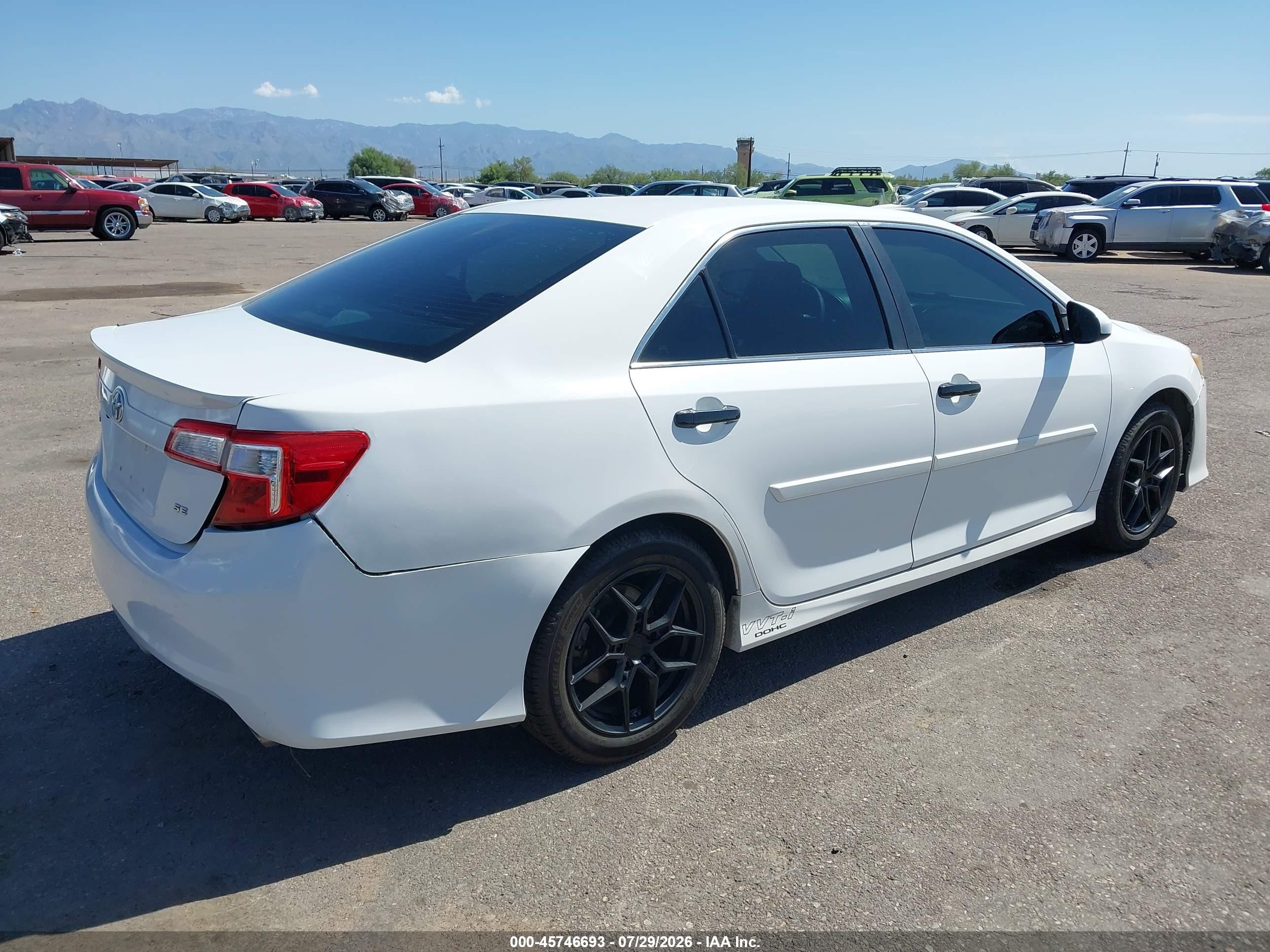 2013 Toyota Camry Se White vin: 4T1BF1FK5DU243108