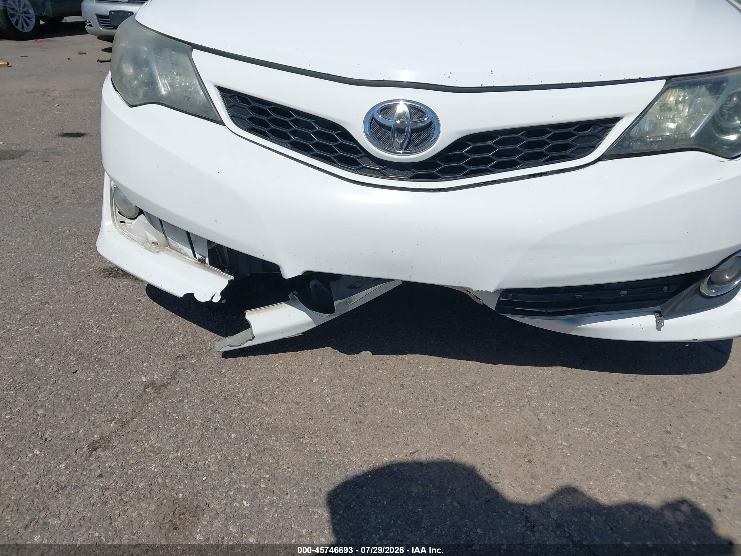 2013 Toyota Camry Se White vin: 4T1BF1FK5DU243108