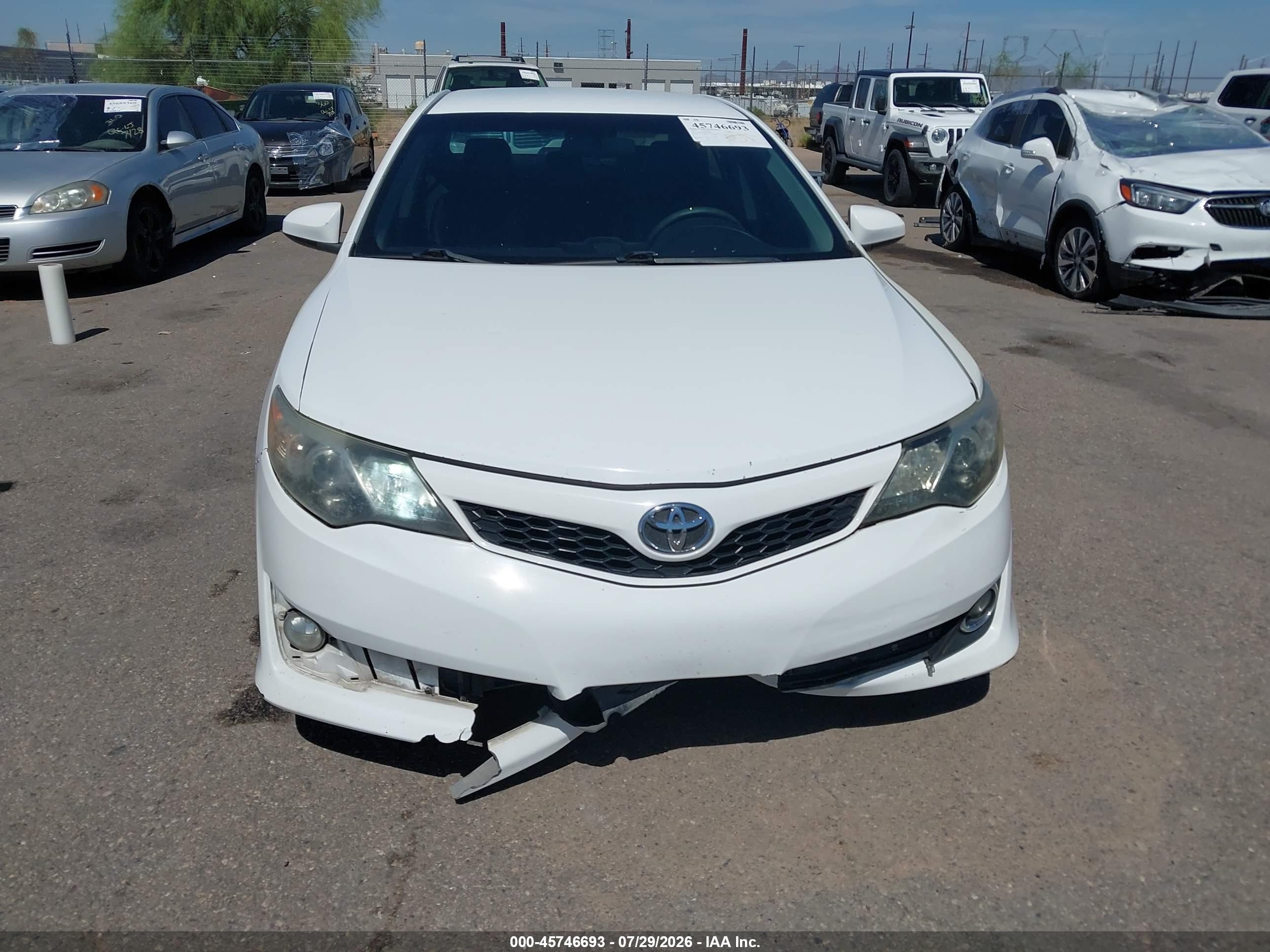 2013 Toyota Camry Se White vin: 4T1BF1FK5DU243108