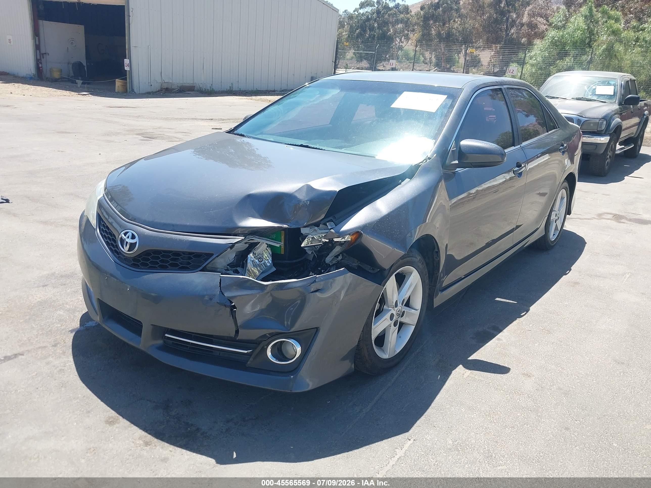 2013 Toyota Camry Se Серый vin: 4T1BF1FK5DU266453