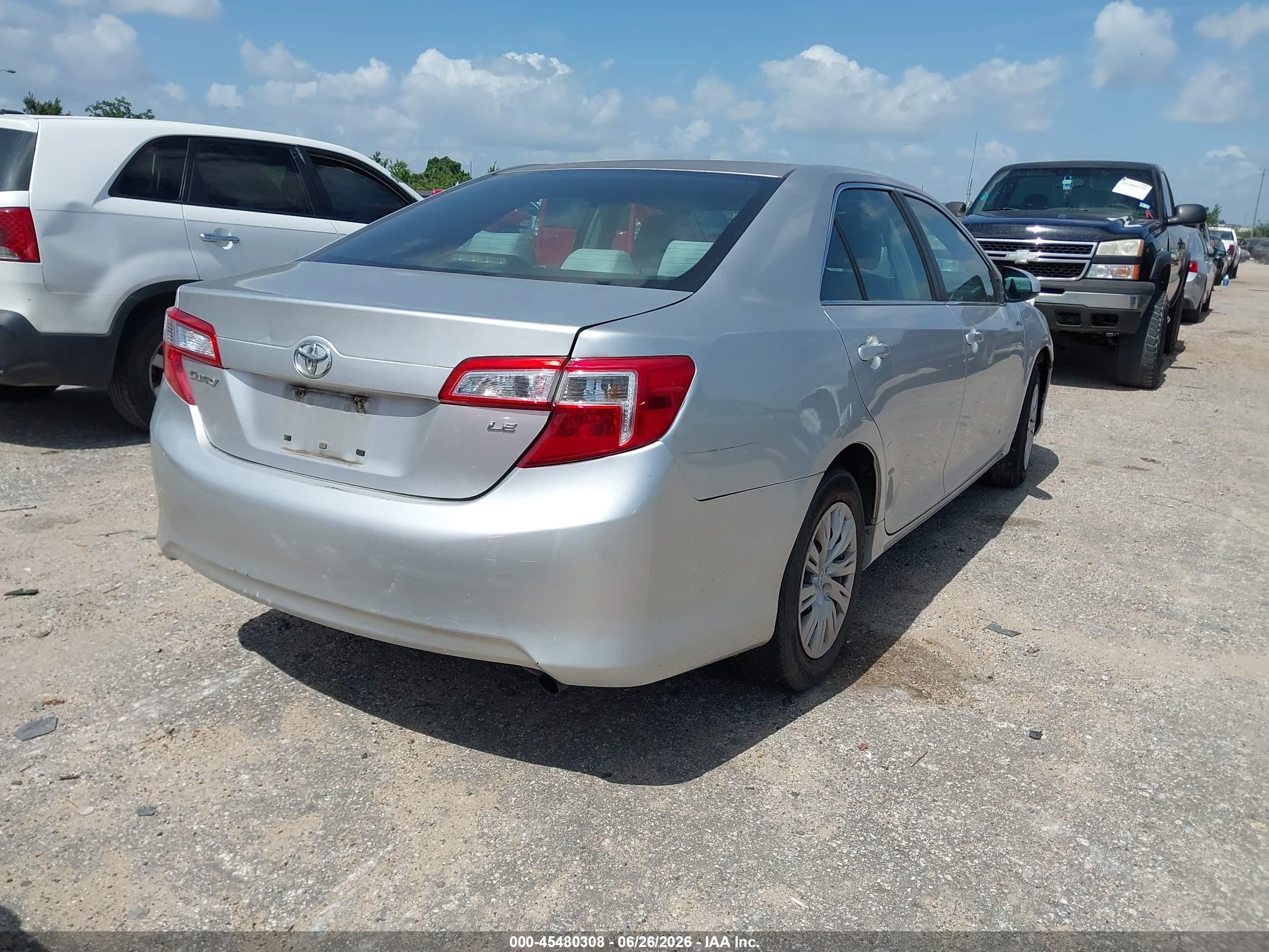 2013 Toyota Camry Le Silver vin: 4T1BF1FK5DU281924