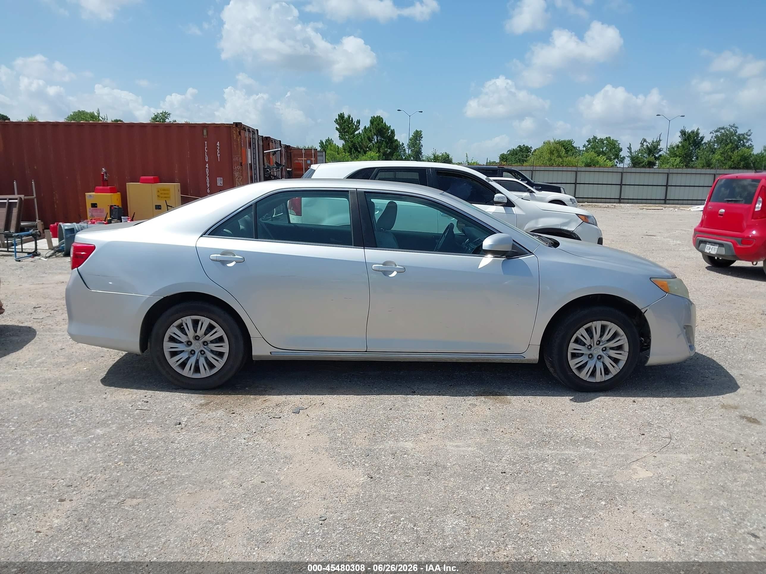 2013 Toyota Camry Le Silver vin: 4T1BF1FK5DU281924