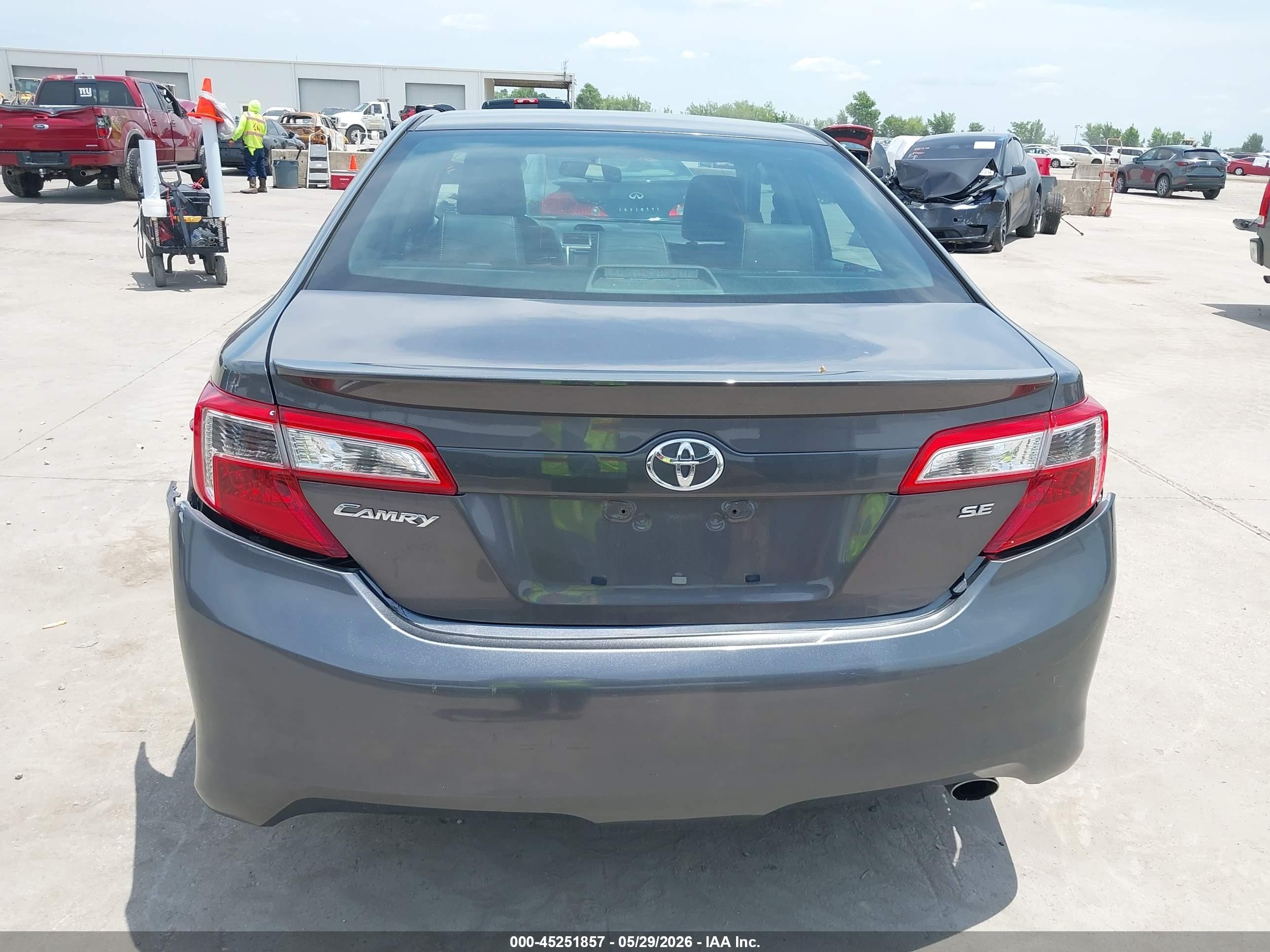 2013 Toyota Camry Se Gray vin: 4T1BF1FK5DU285178