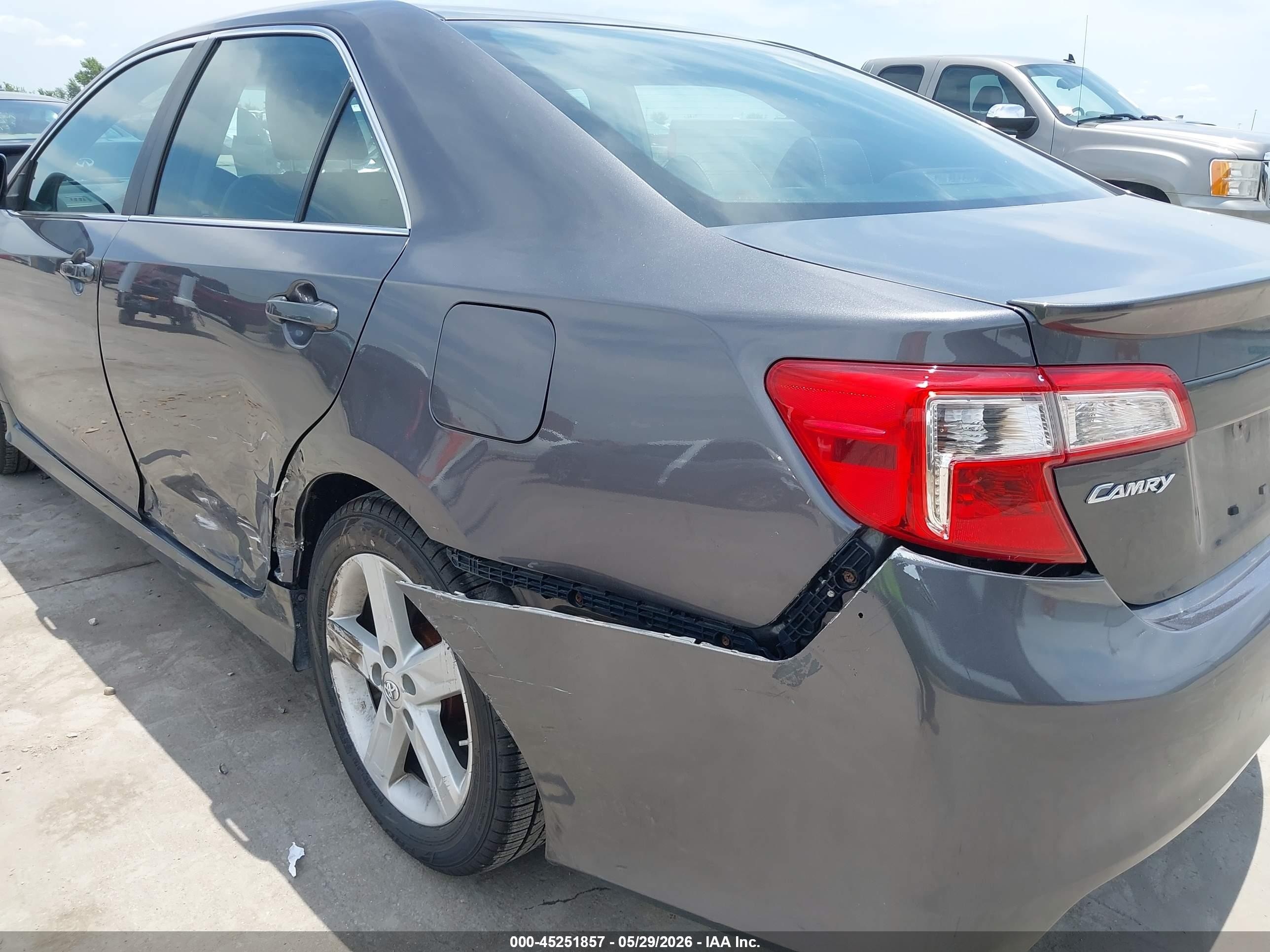 2013 Toyota Camry Se Gray vin: 4T1BF1FK5DU285178