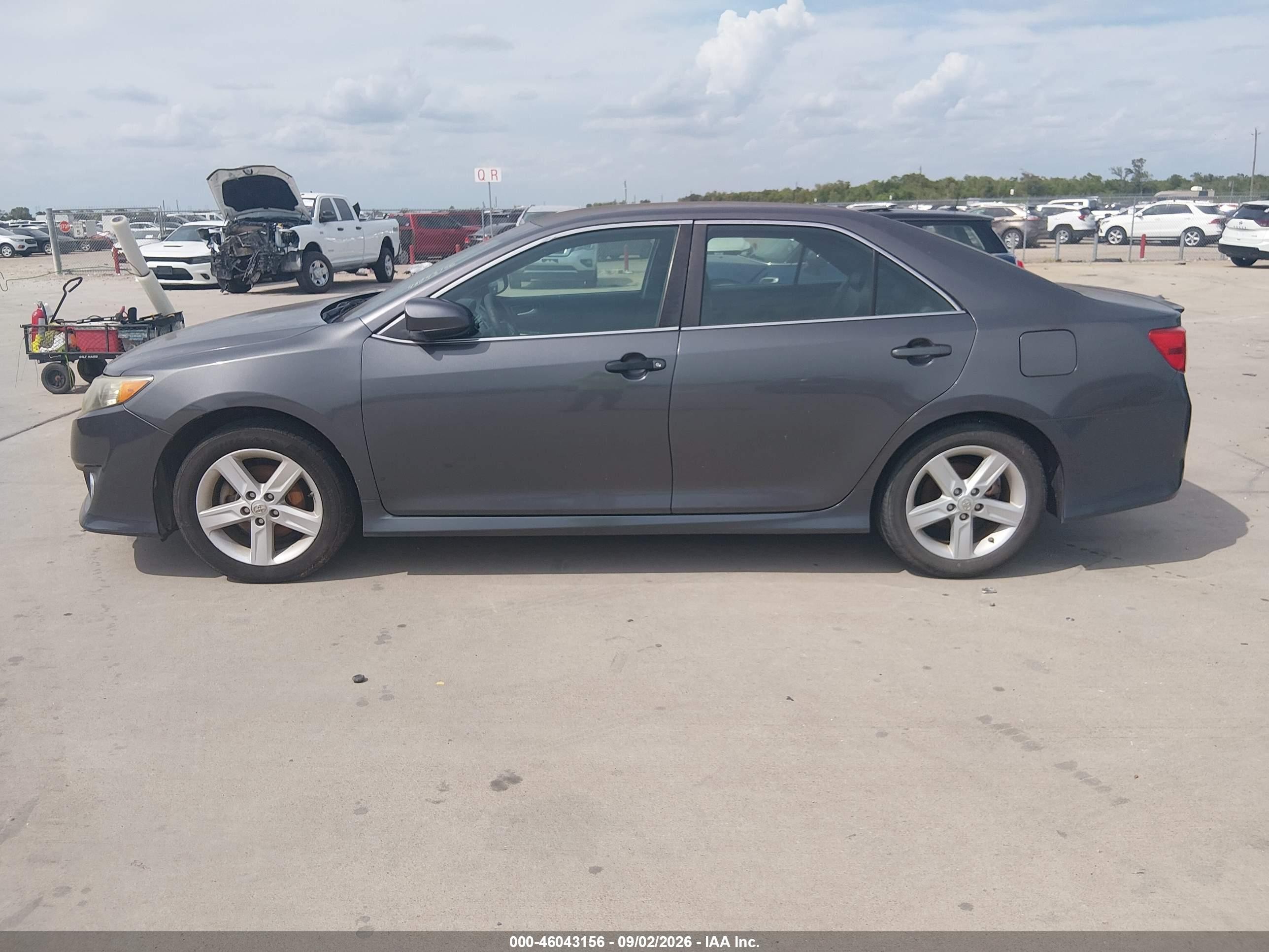 2013 Toyota Camry Se Gray vin: 4T1BF1FK5DU286380