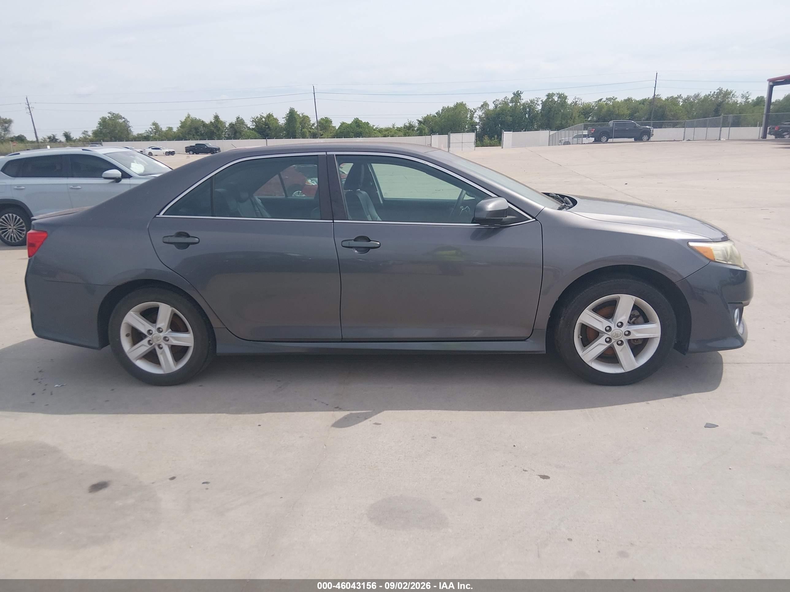 2013 Toyota Camry Se Gray vin: 4T1BF1FK5DU286380