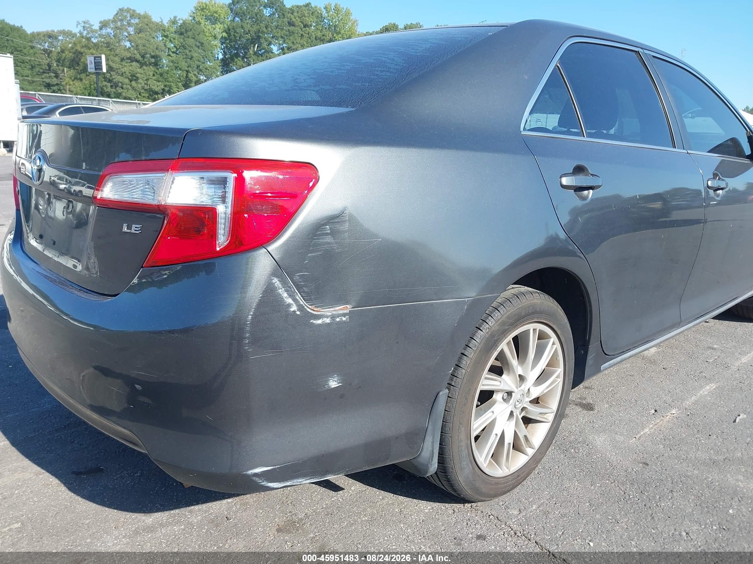 2013 Toyota Camry Le Gray vin: 4T1BF1FK5DU650264