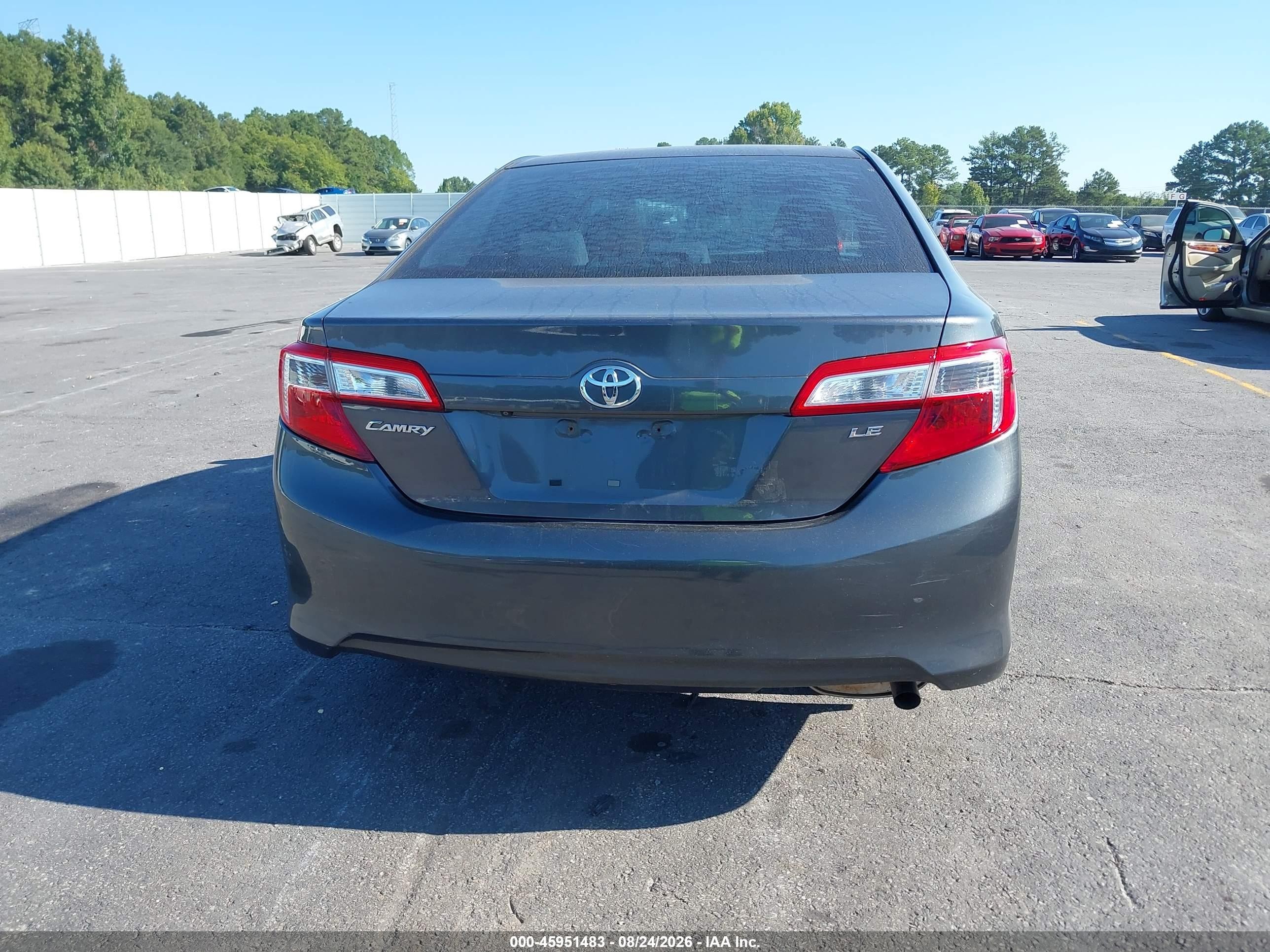2013 Toyota Camry Le Gray vin: 4T1BF1FK5DU650264