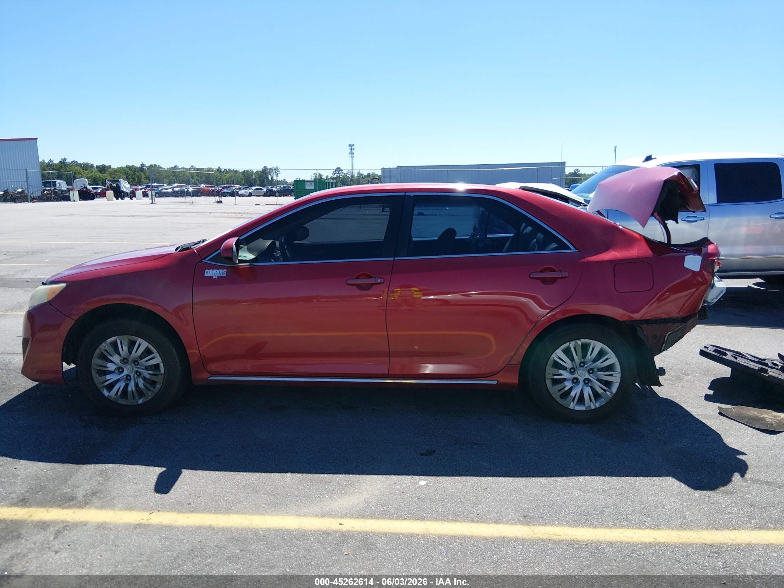 2013 Toyota Camry Le Красный vin: 4T1BF1FK5DU654430