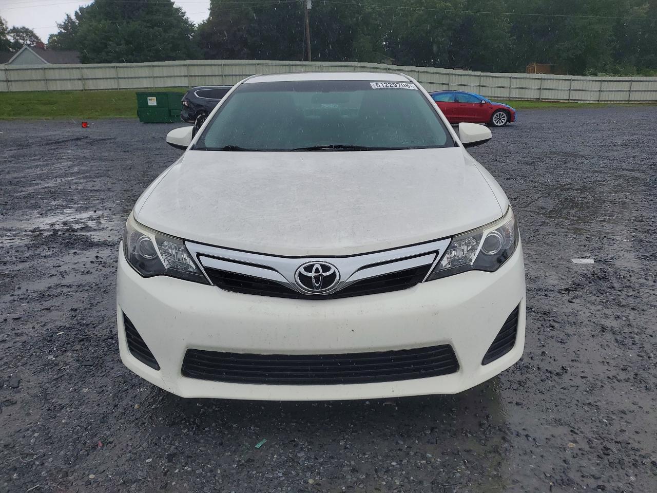 2013 Toyota Camry Le White vin: 4T1BF1FK5DU698606