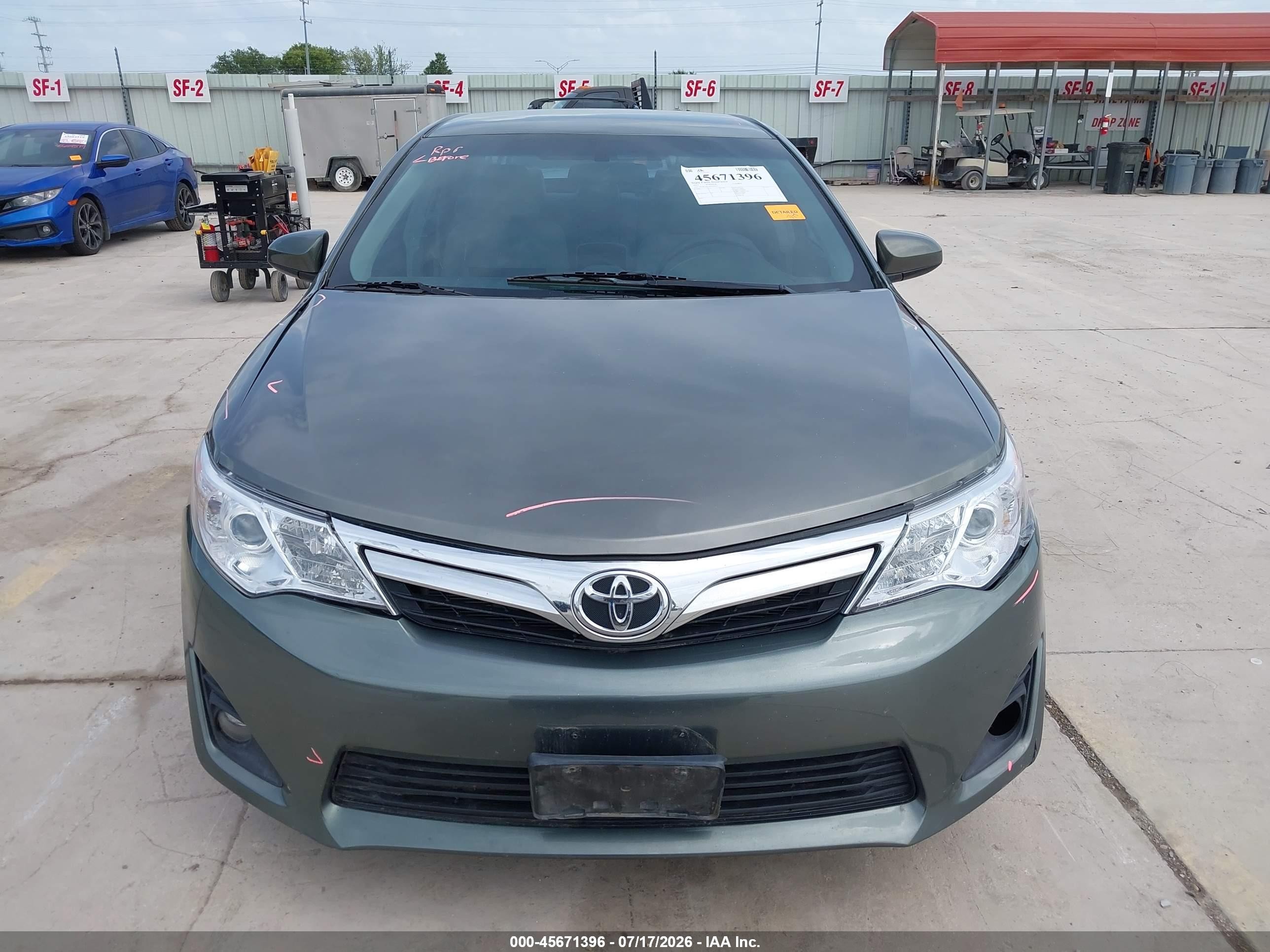 2013 Toyota Camry Le Green vin: 4T1BF1FK5DU704677