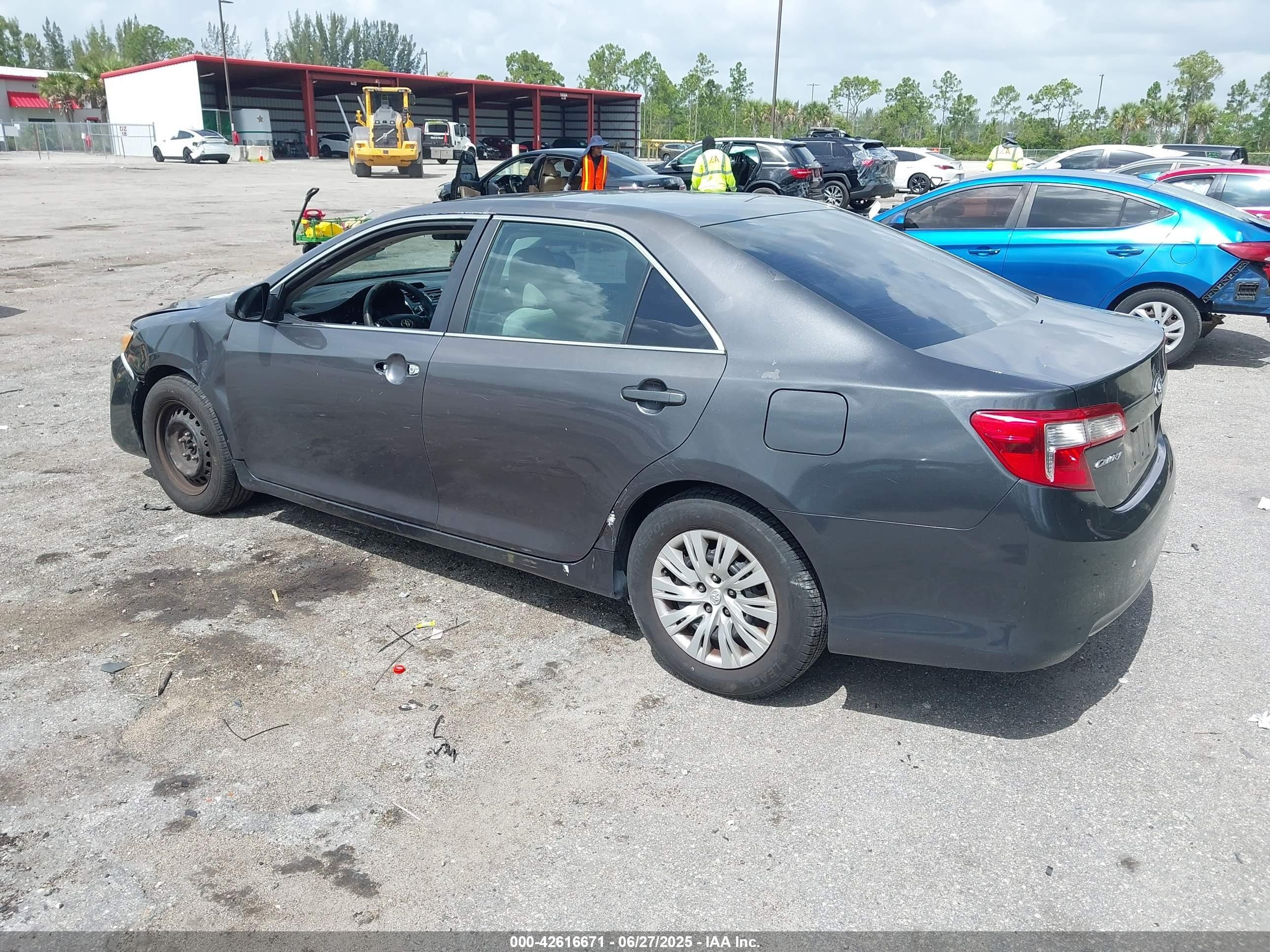 2013 Toyota Camry L Gray vin: 4T1BF1FK5DU710494