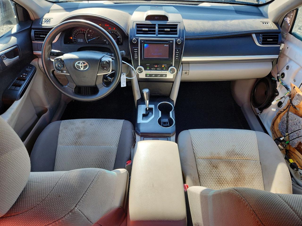 2013 Toyota Camry Le White vin: 4T1BF1FK5DU718871