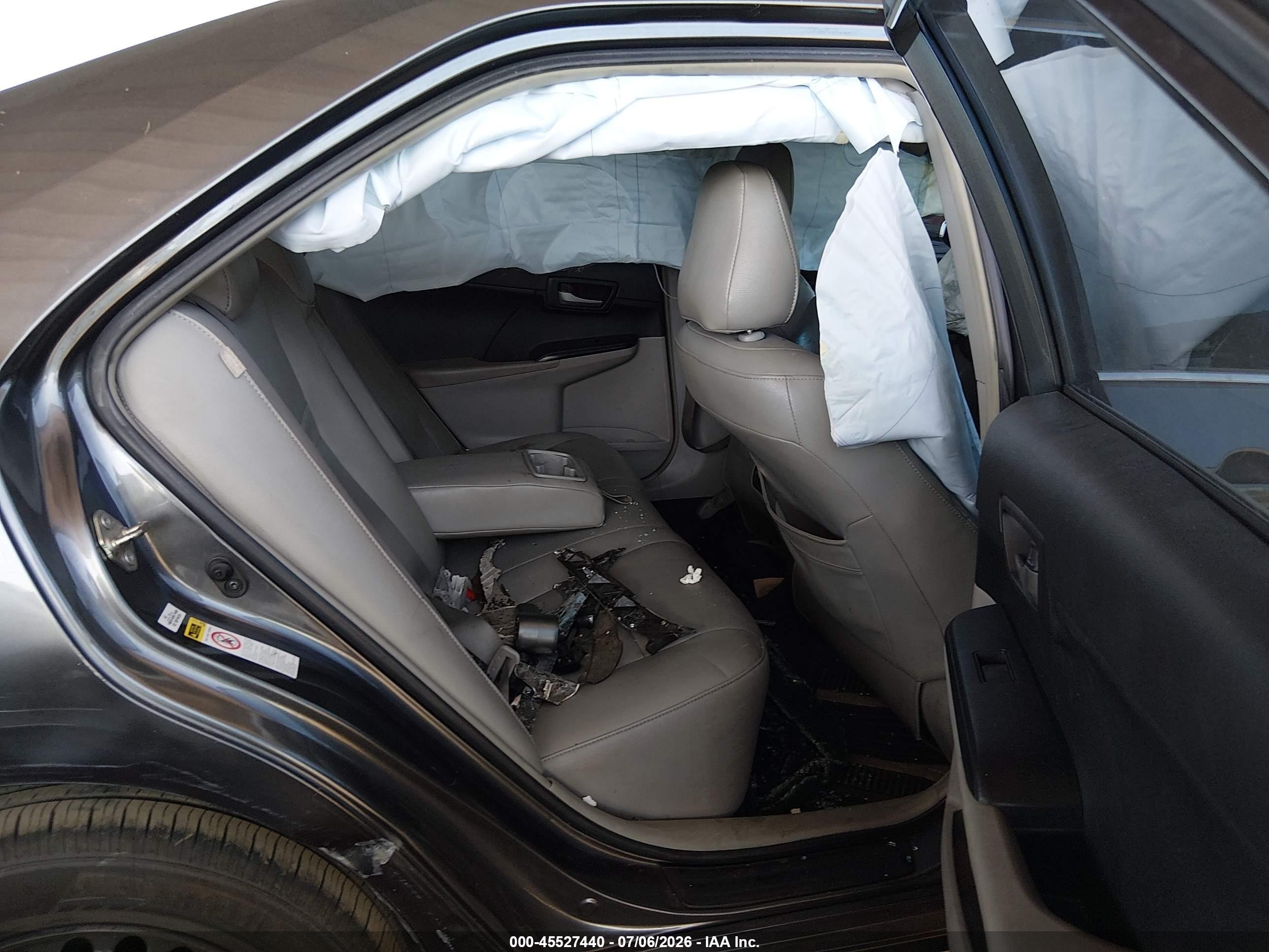 2014 Toyota Camry Le Gray vin: 4T1BF1FK5EU309674