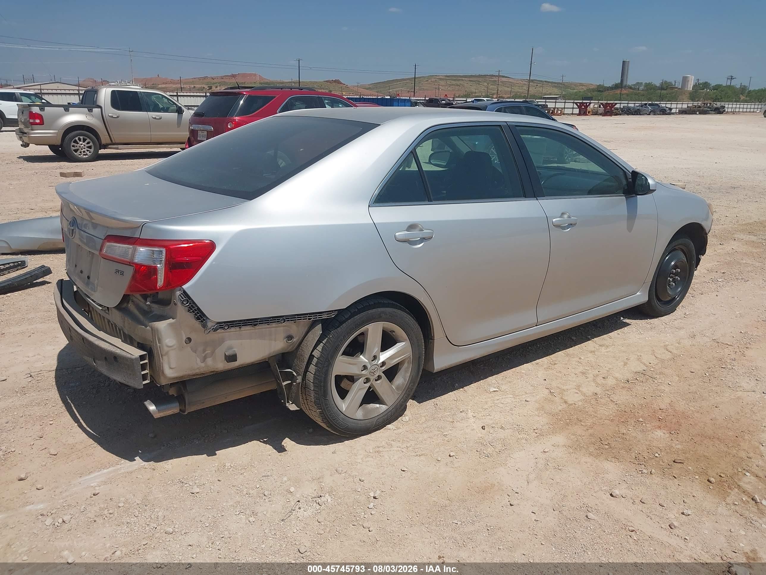 2014 Toyota Camry Se Серебряный vin: 4T1BF1FK5EU312011