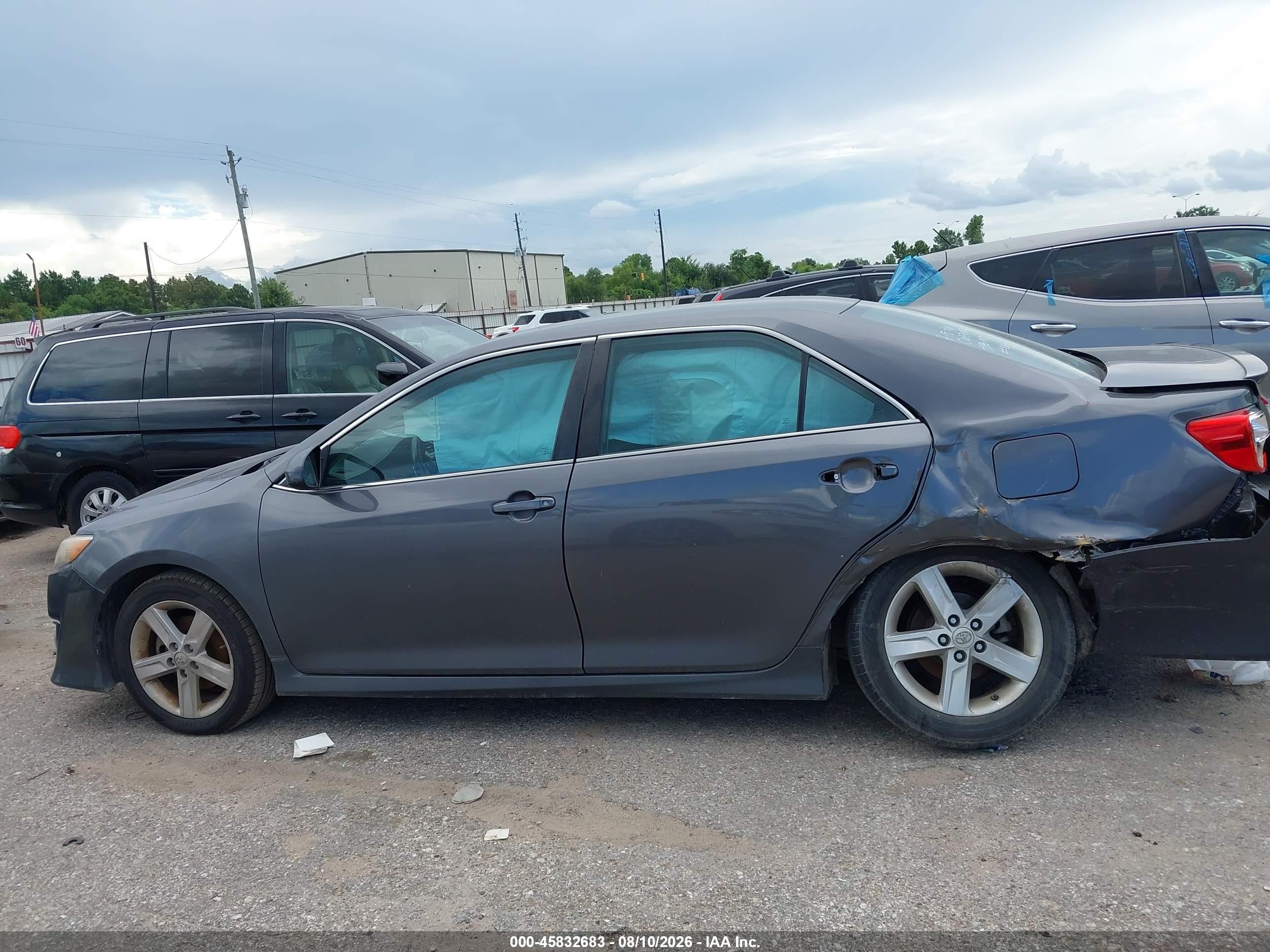 2014 Toyota Camry Se Gray vin: 4T1BF1FK5EU314728