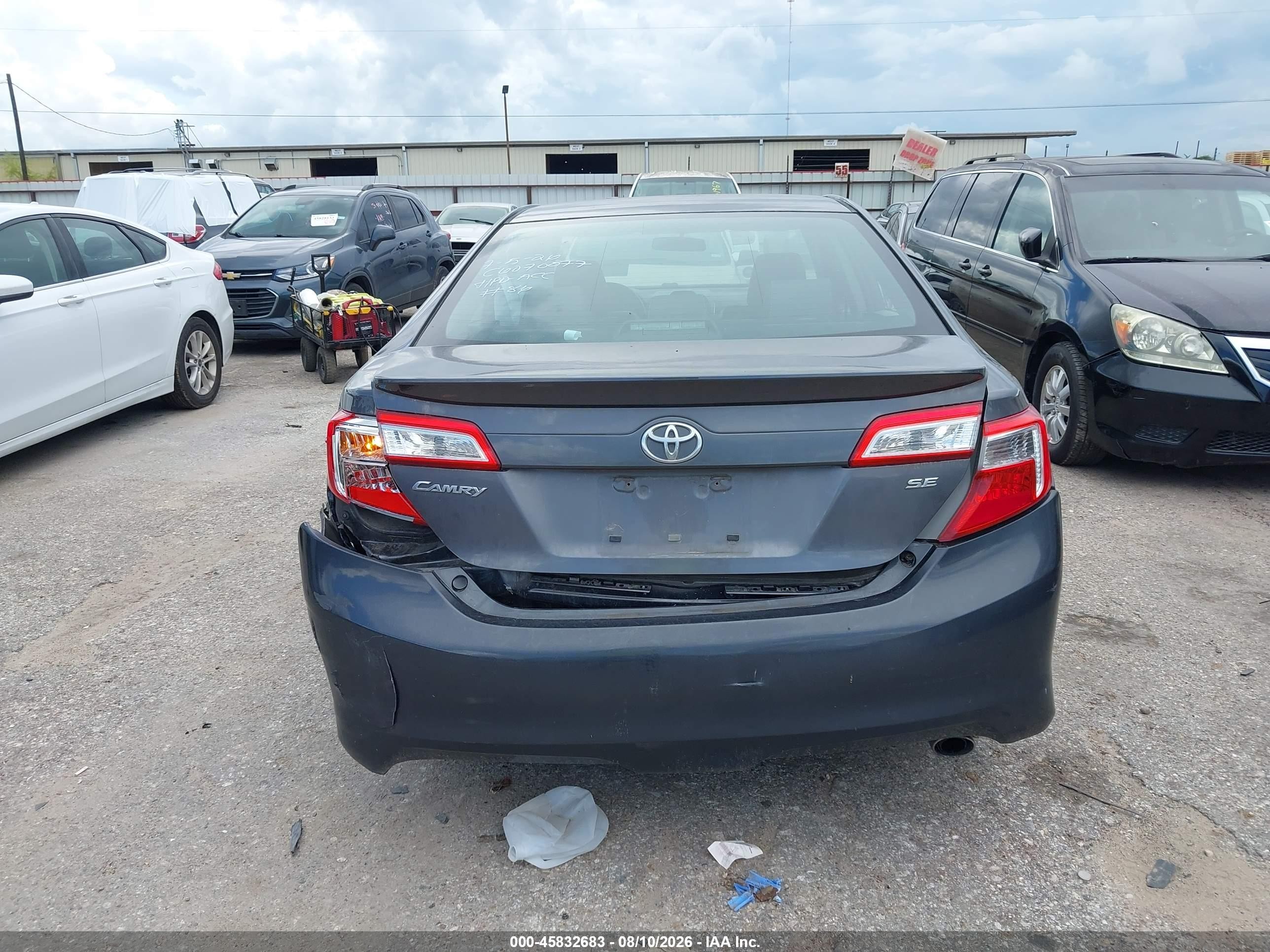 2014 Toyota Camry Se Gray vin: 4T1BF1FK5EU314728