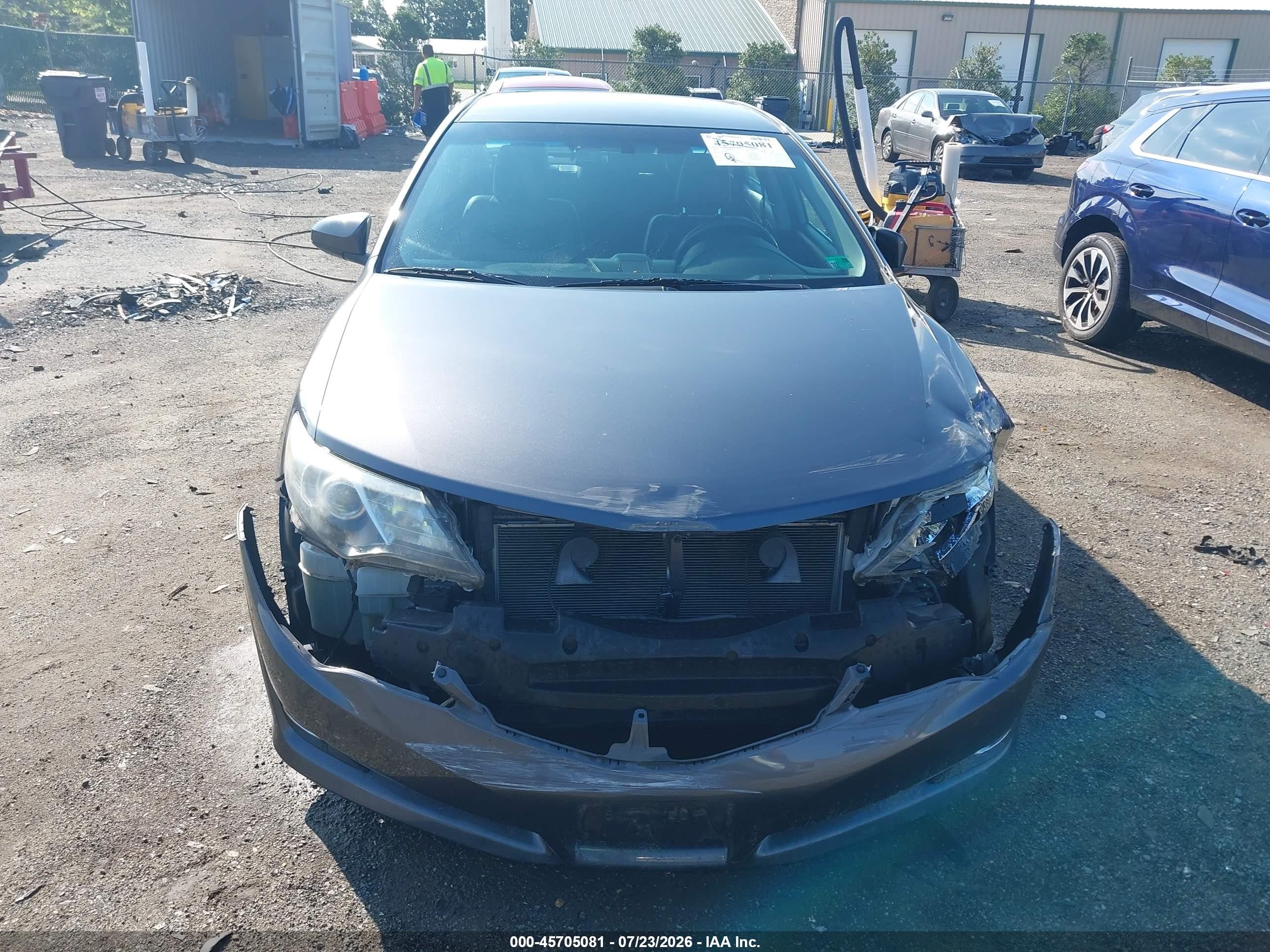 2014 Toyota Camry Se Серый vin: 4T1BF1FK5EU321100