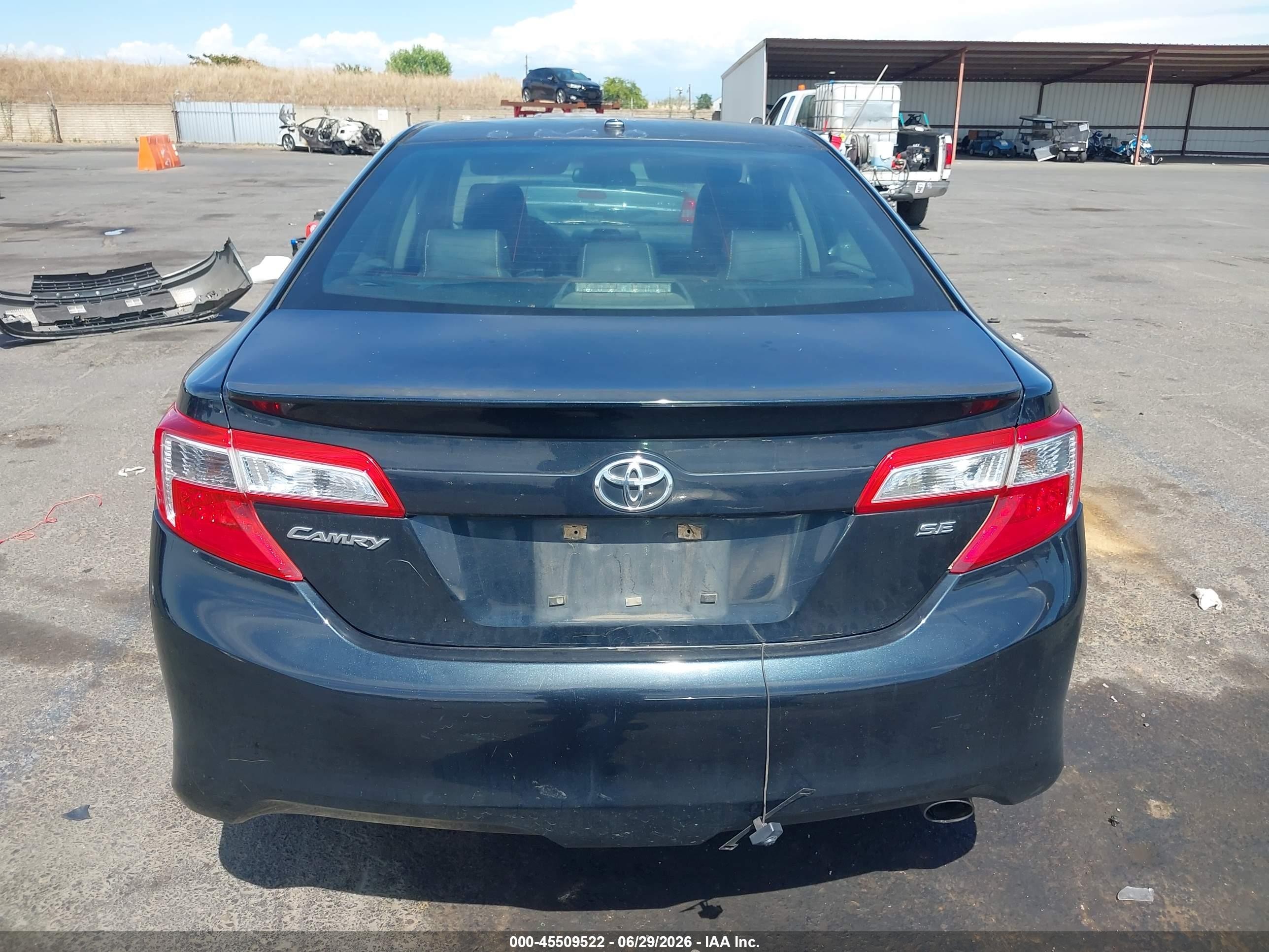 2014 Toyota Camry Se Sport Blue vin: 4T1BF1FK5EU337362