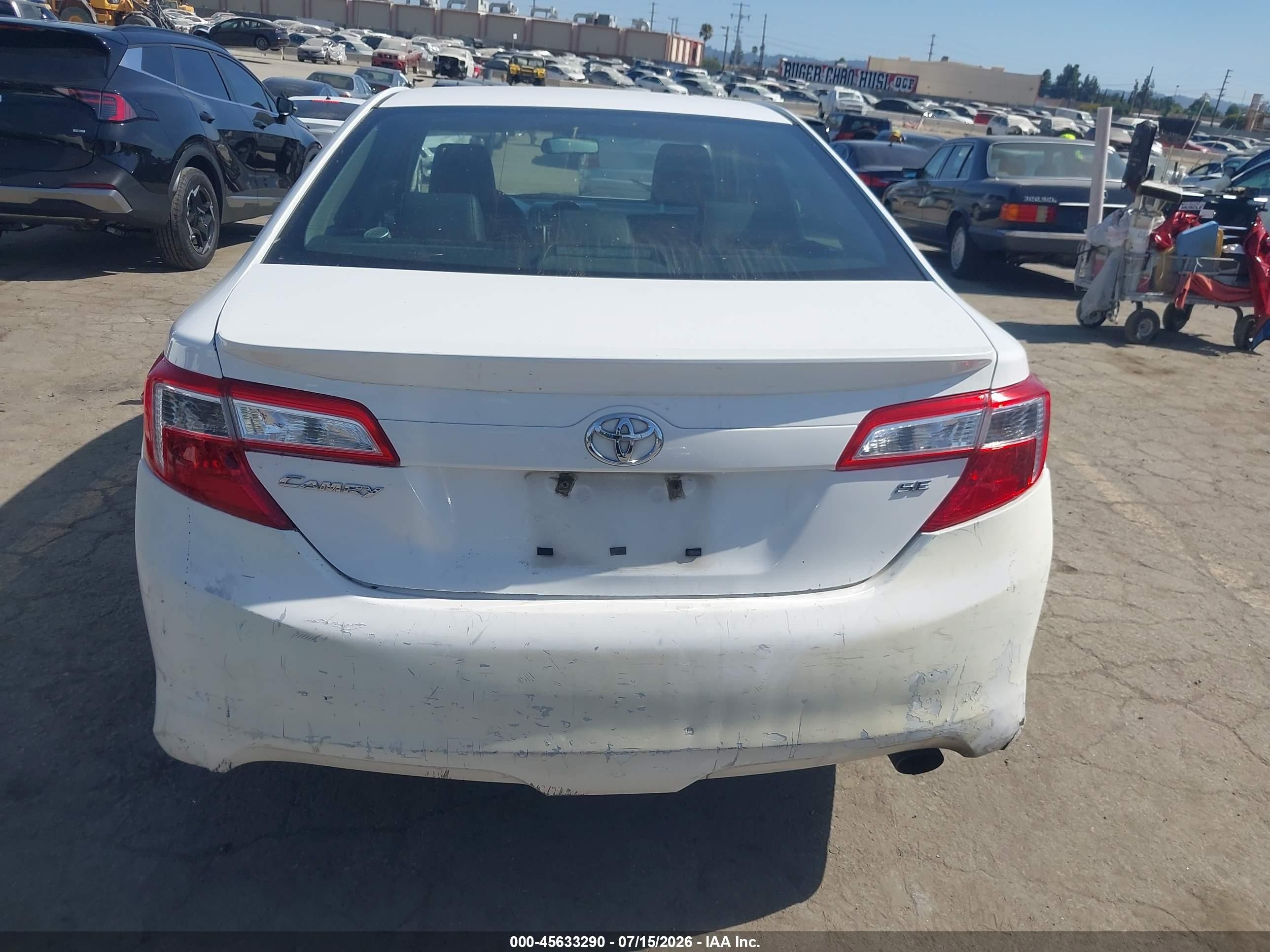 2014 Toyota Camry Se White vin: 4T1BF1FK5EU341315