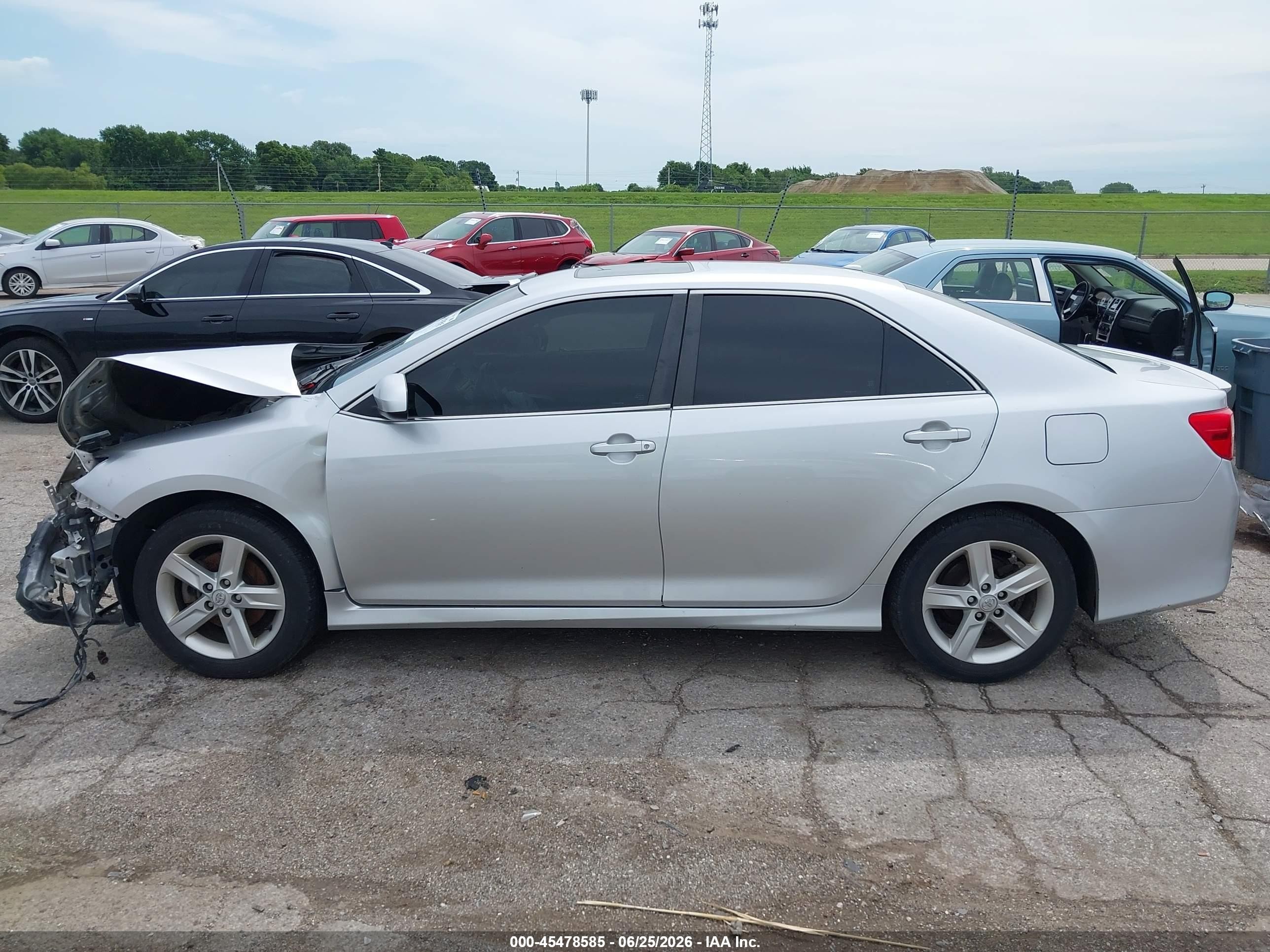 2014 Toyota Camry Se Silver vin: 4T1BF1FK5EU342867