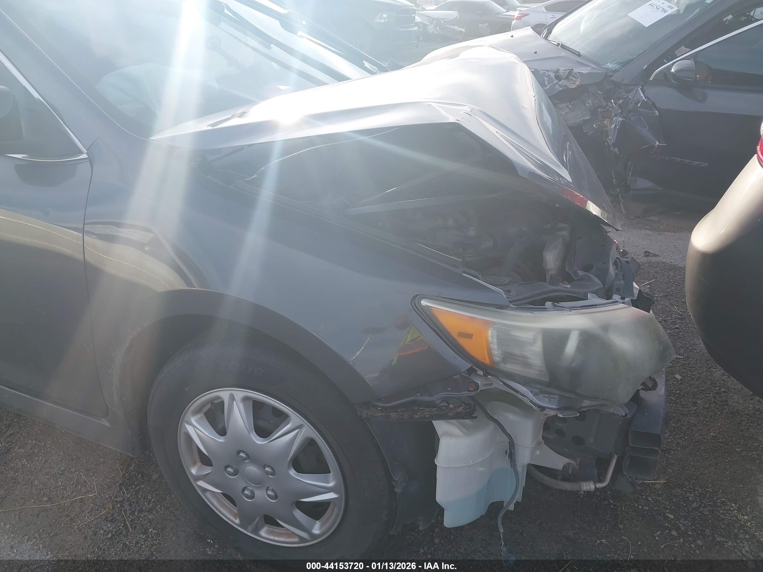 2014 Toyota Camry Se Gray vin: 4T1BF1FK5EU347910