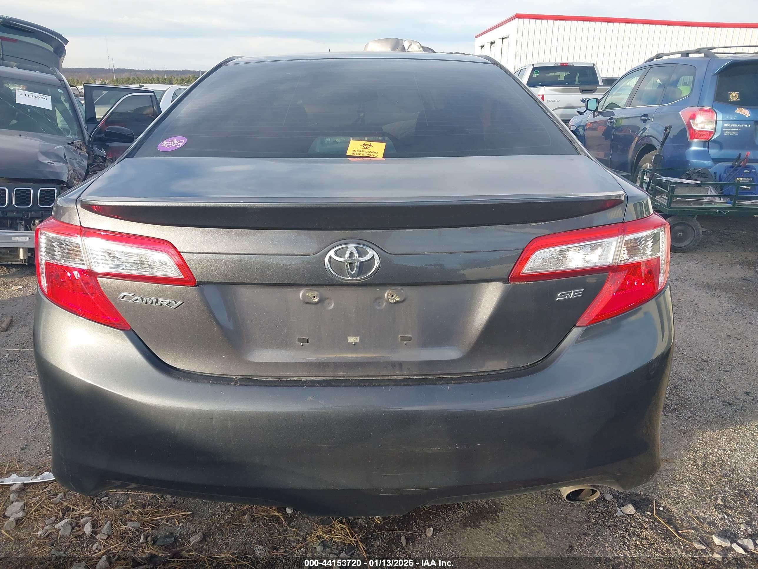 2014 Toyota Camry Se Gray vin: 4T1BF1FK5EU347910