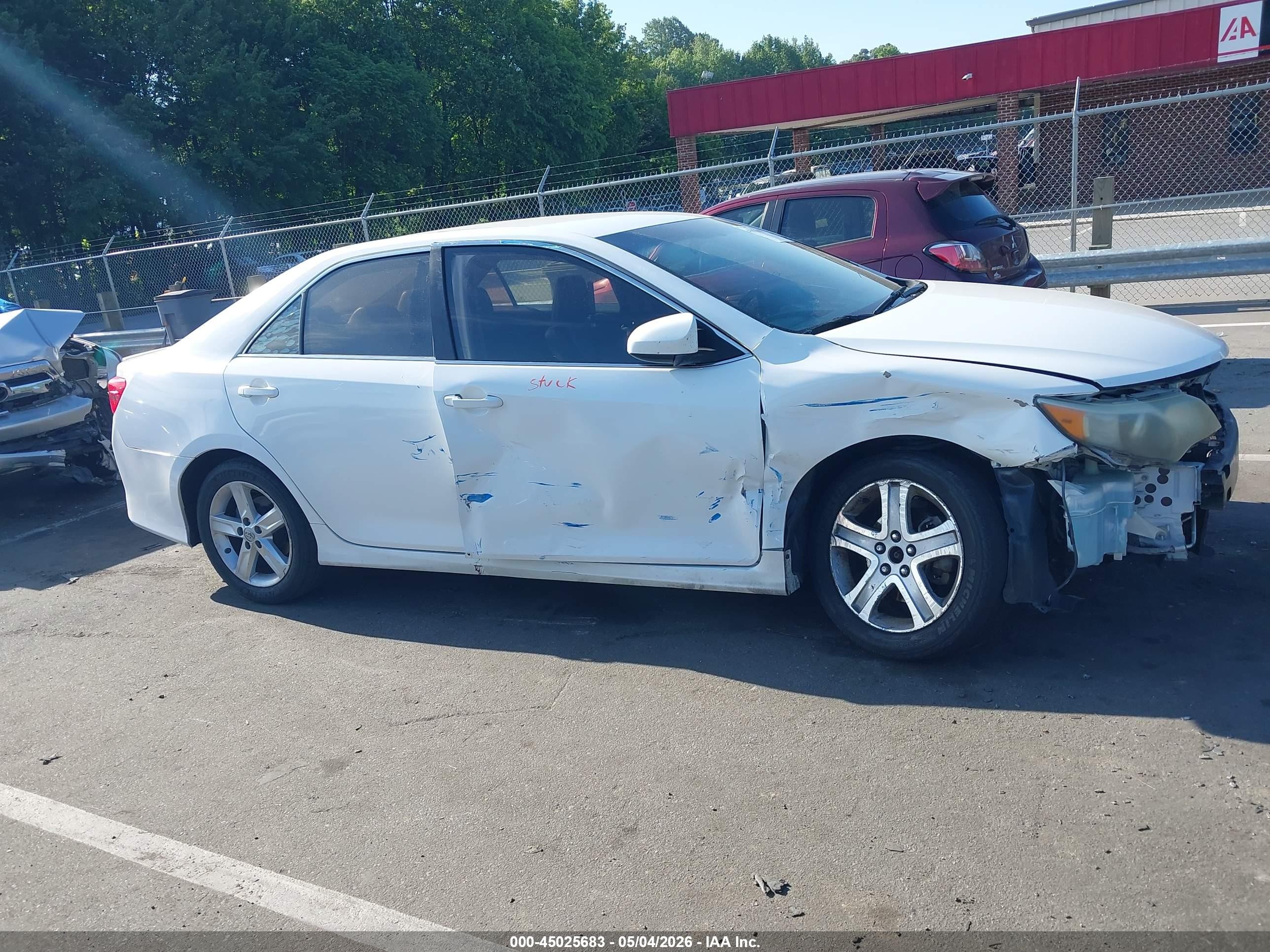 2014 Toyota Camry Se White vin: 4T1BF1FK5EU353996