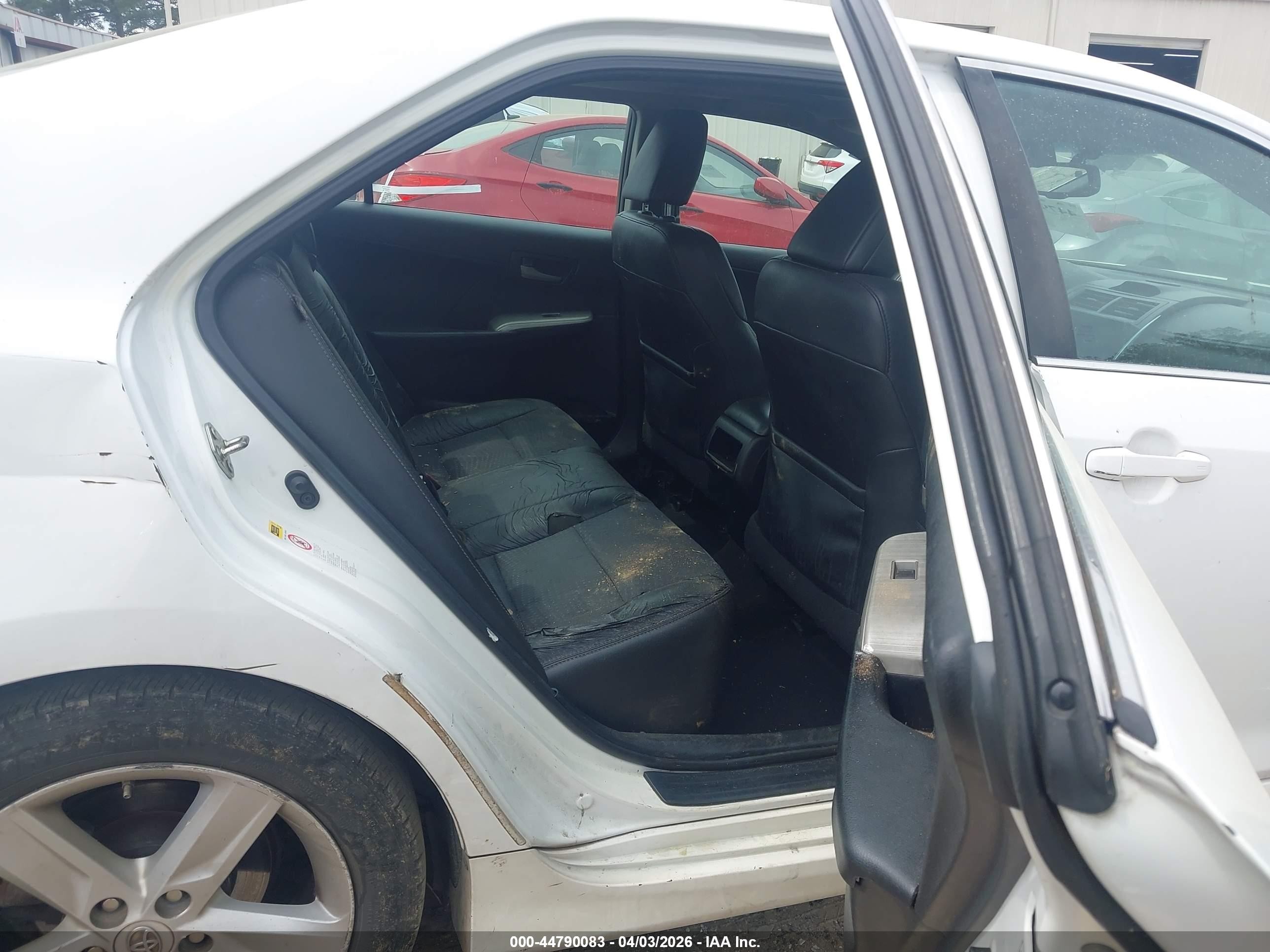 2014 Toyota Camry Se White vin: 4T1BF1FK5EU356493