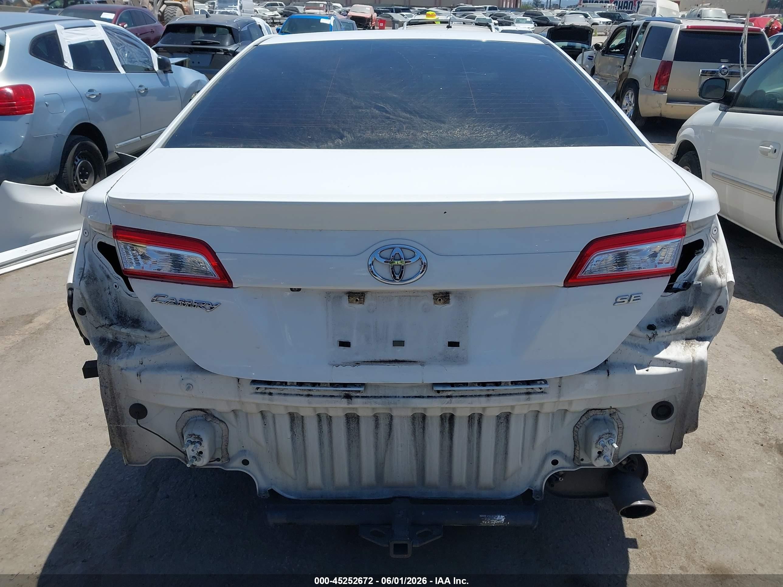 2014 Toyota Camry Se White vin: 4T1BF1FK5EU371205