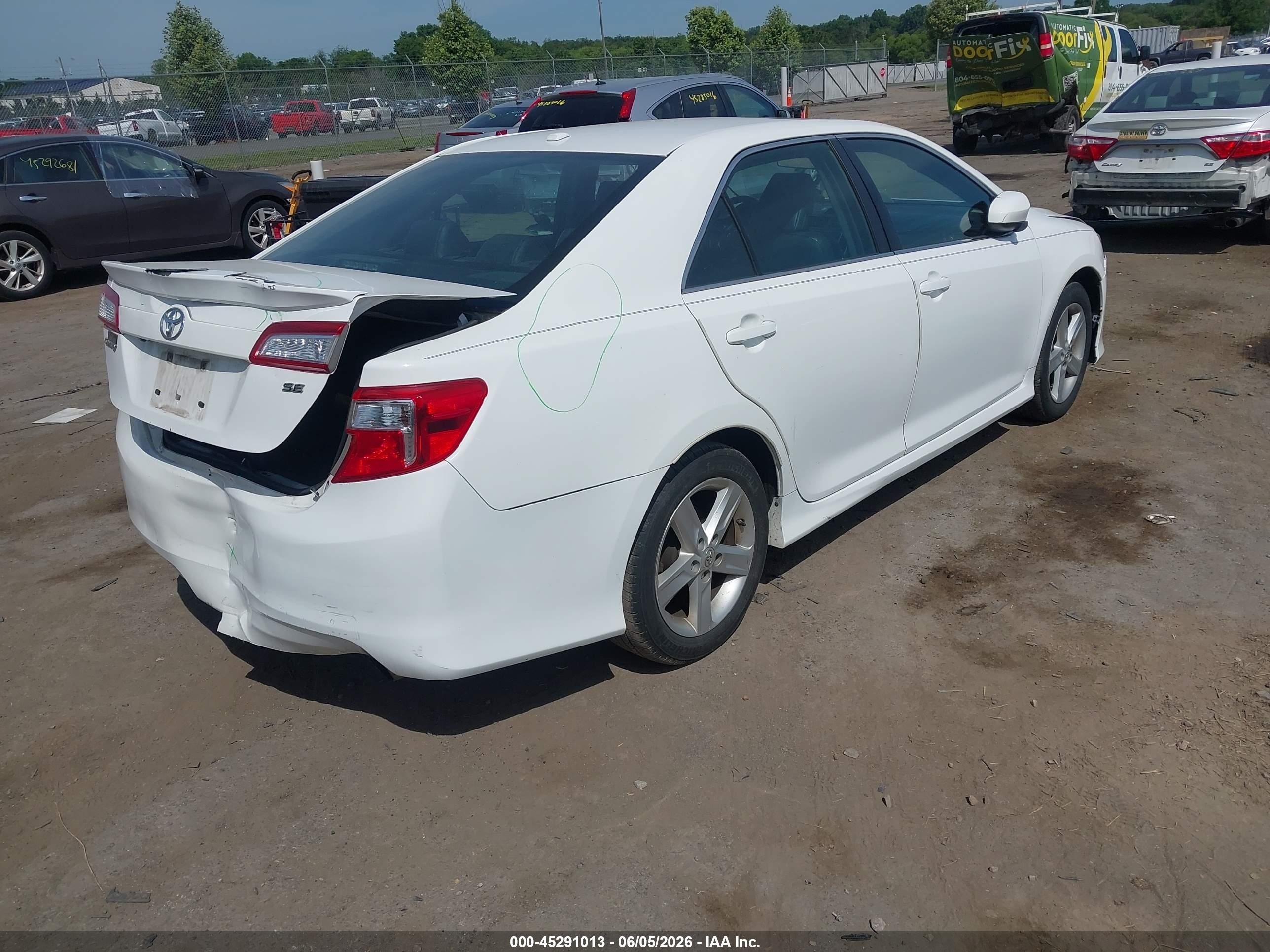 2014 Toyota Camry Se Белый vin: 4T1BF1FK5EU377800