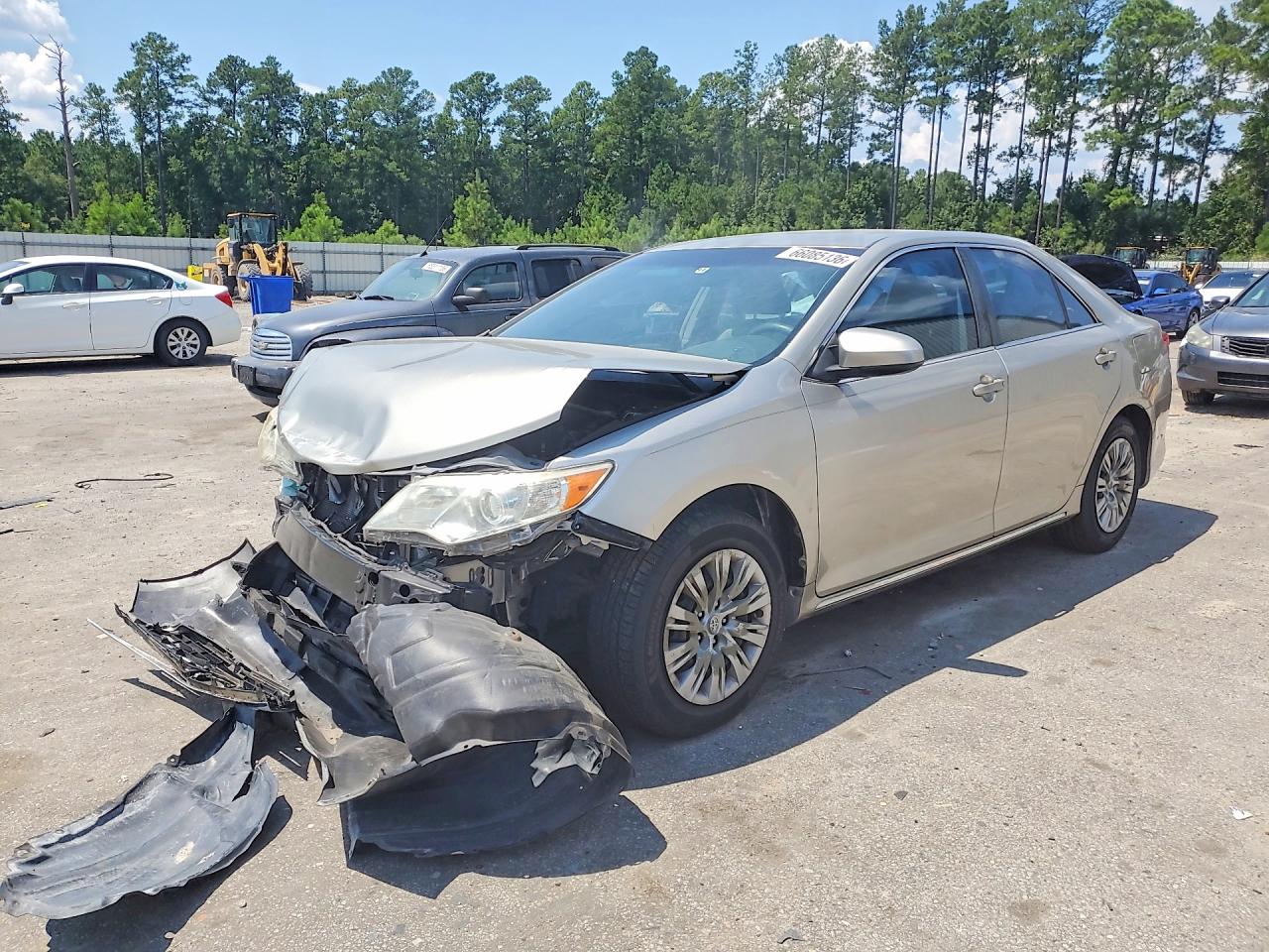 2014 Toyota Camry Le Золотой vin: 4T1BF1FK5EU382124