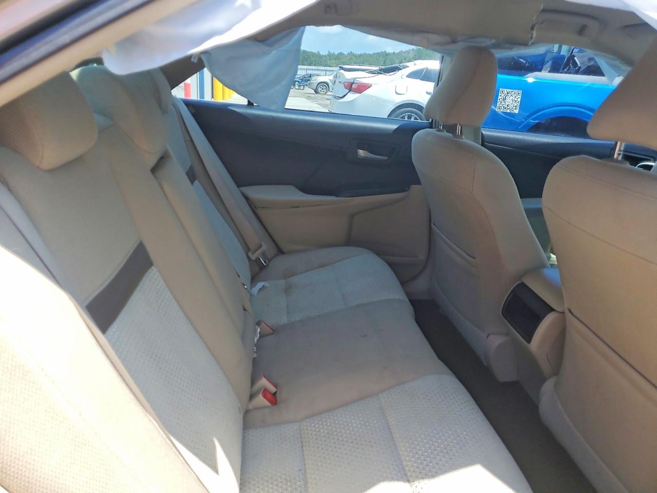 2014 Toyota Camry Le Gold vin: 4T1BF1FK5EU382124
