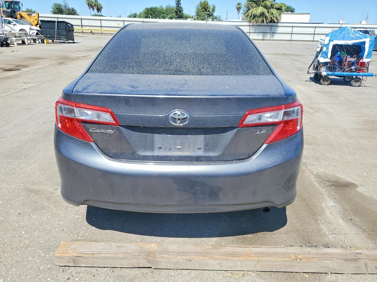 2014 Toyota Camry Le Gray vin: 4T1BF1FK5EU392233