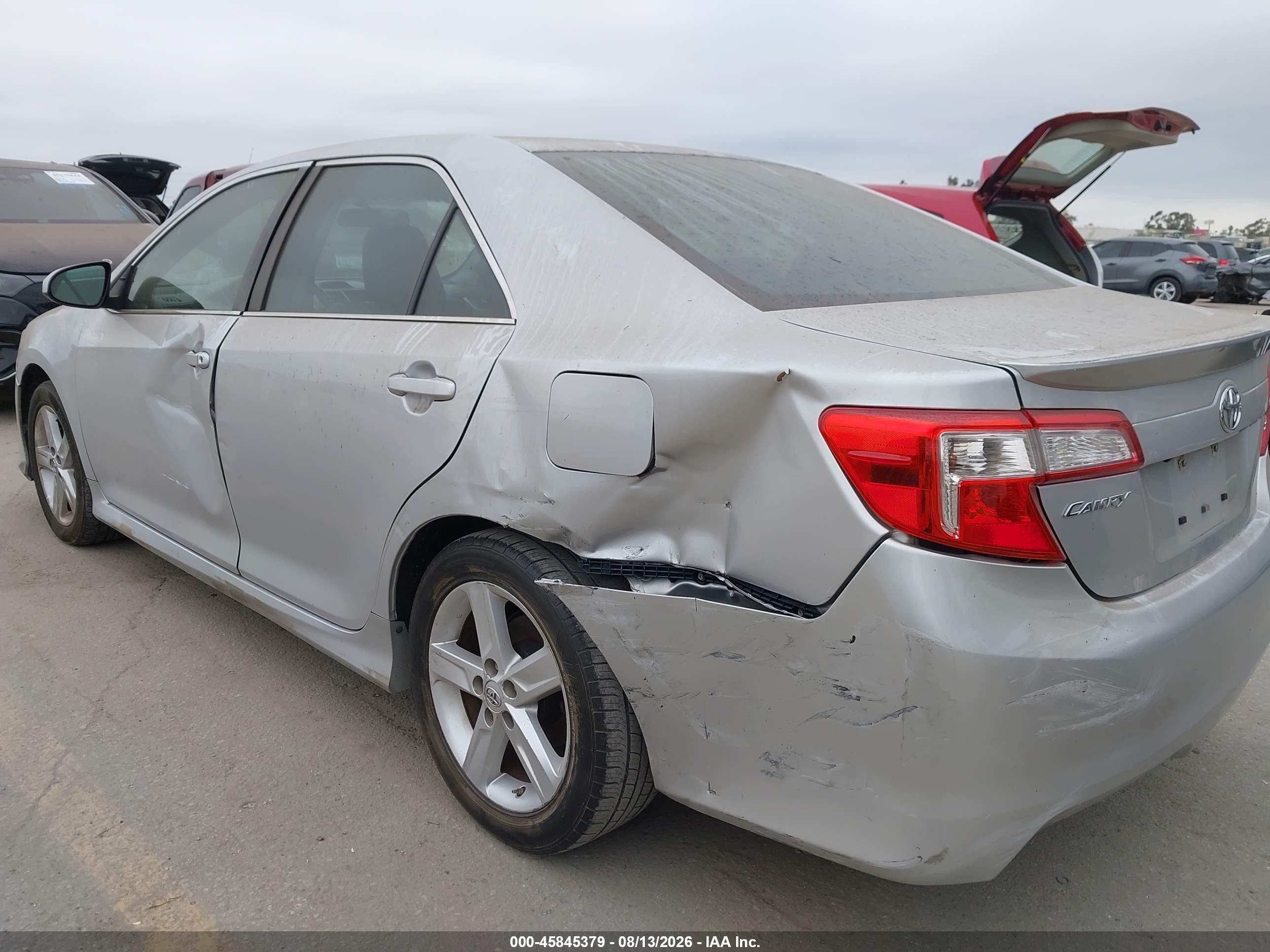 2014 Toyota Camry Se Silver vin: 4T1BF1FK5EU394547