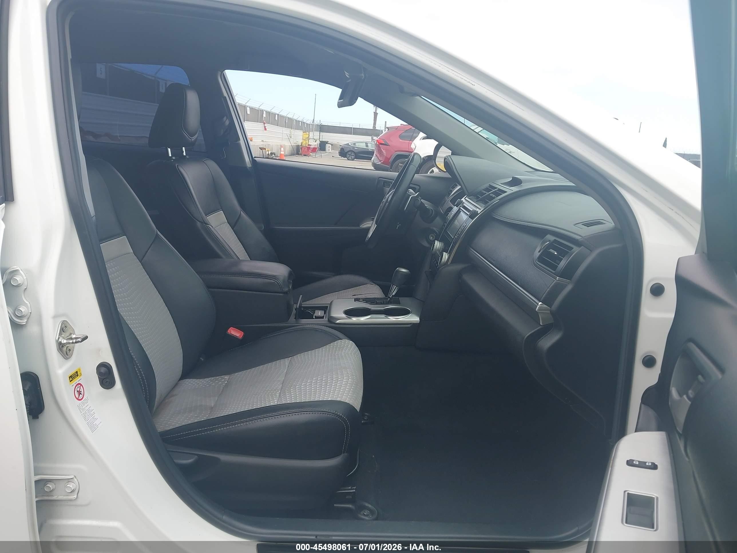 2014 Toyota Camry Se Белый vin: 4T1BF1FK5EU399165