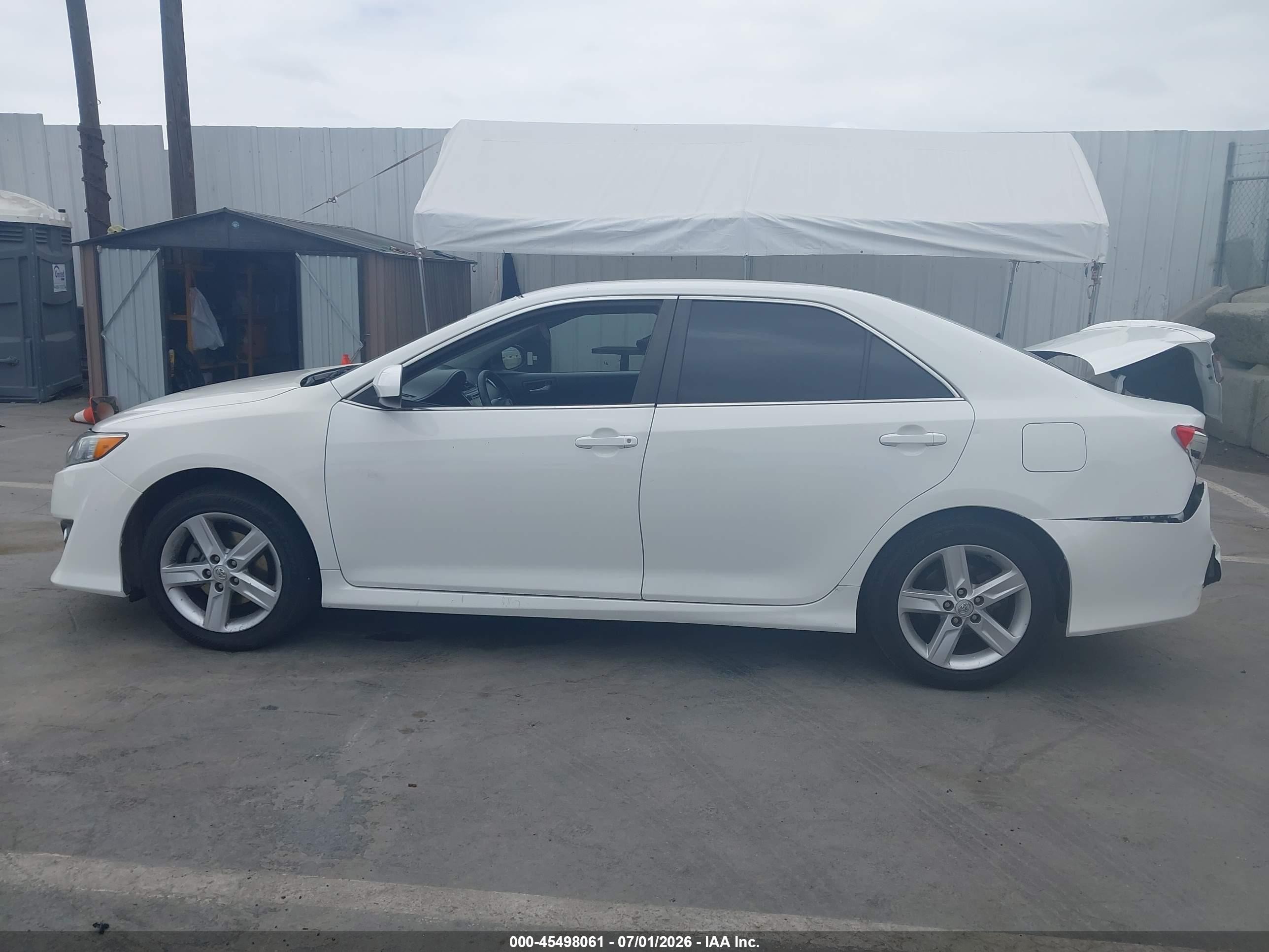 2014 Toyota Camry Se Белый vin: 4T1BF1FK5EU399165