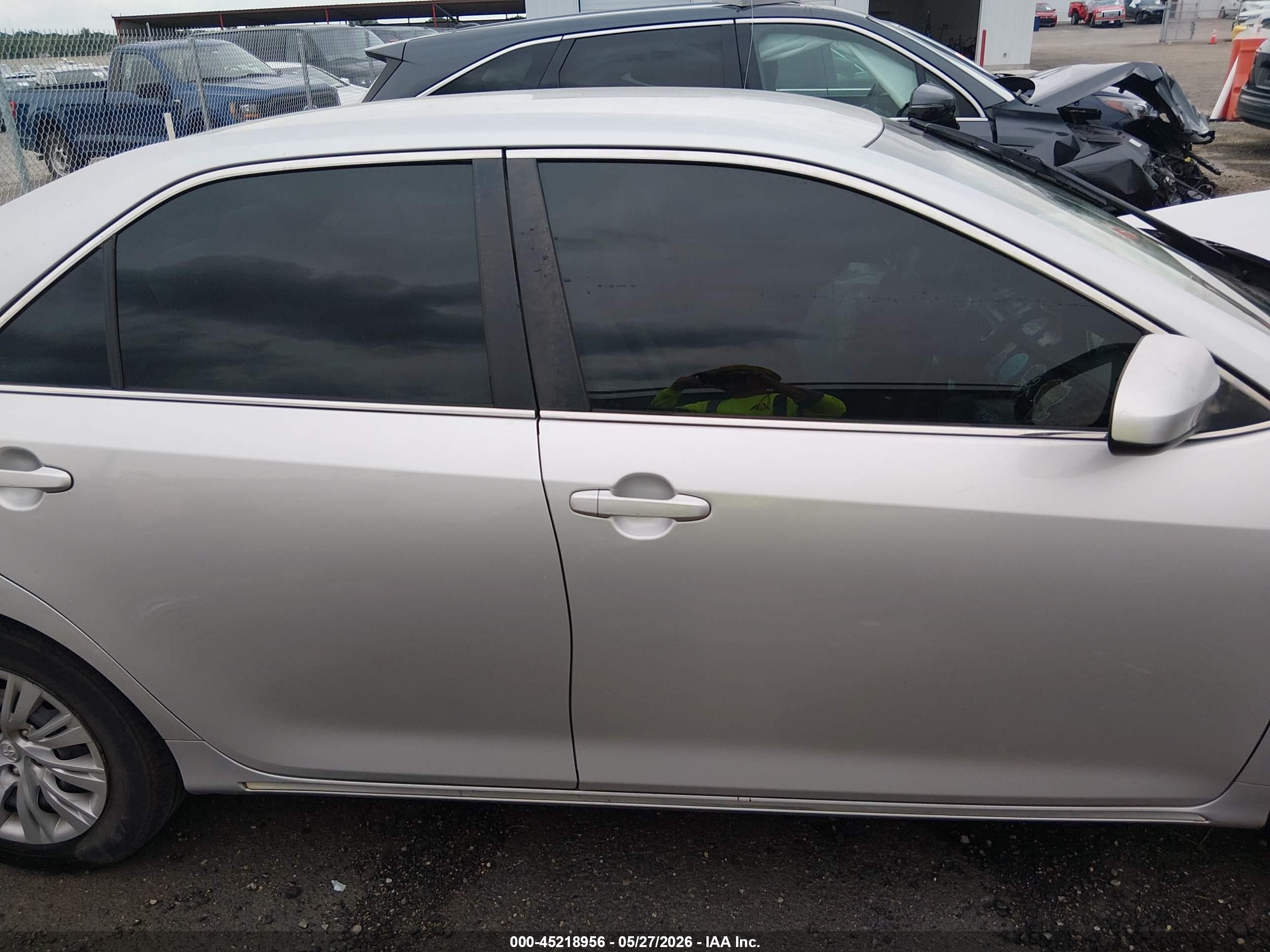 2014 Toyota Camry Le Silver vin: 4T1BF1FK5EU404087