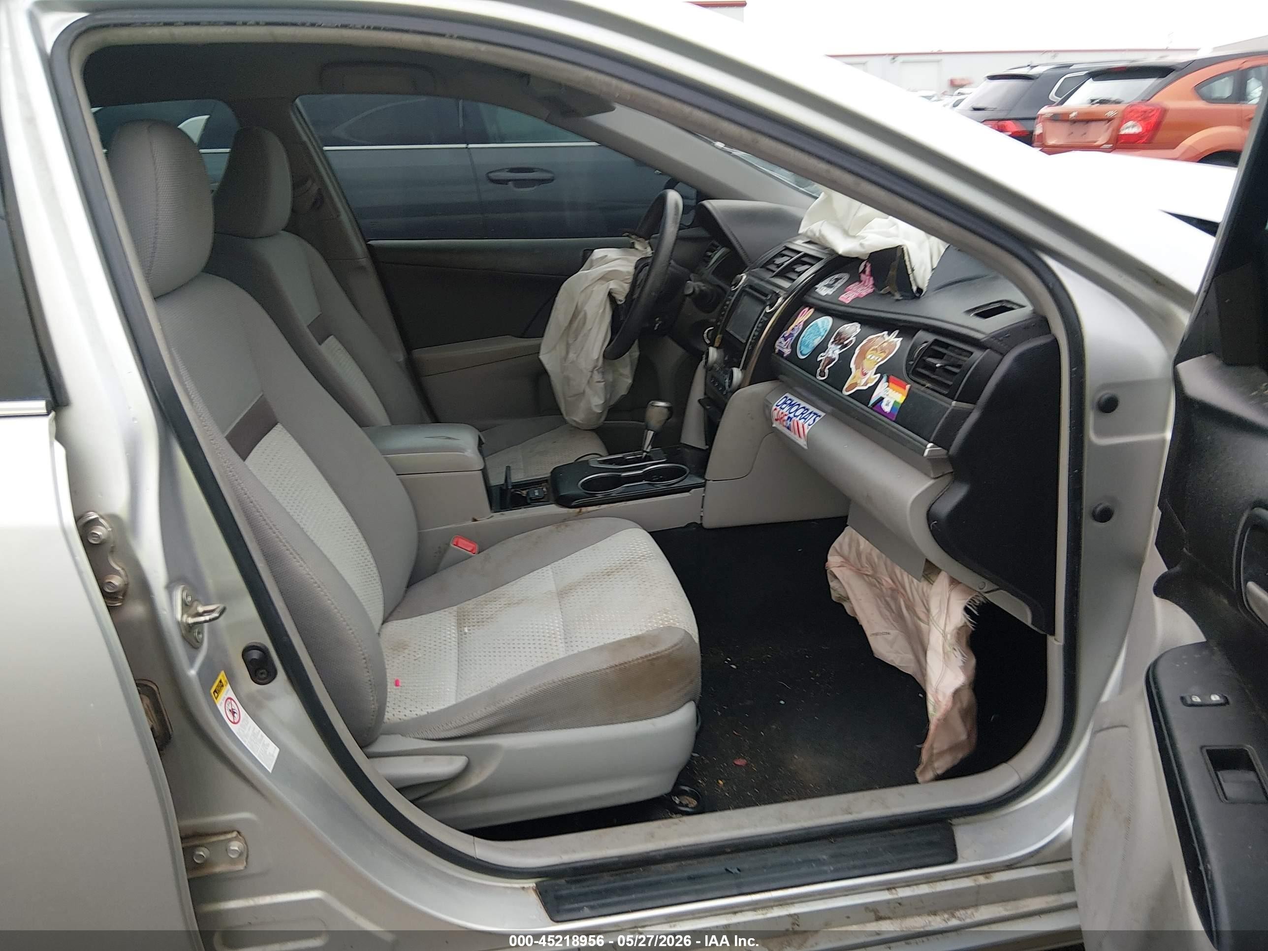 2014 Toyota Camry Le Silver vin: 4T1BF1FK5EU404087