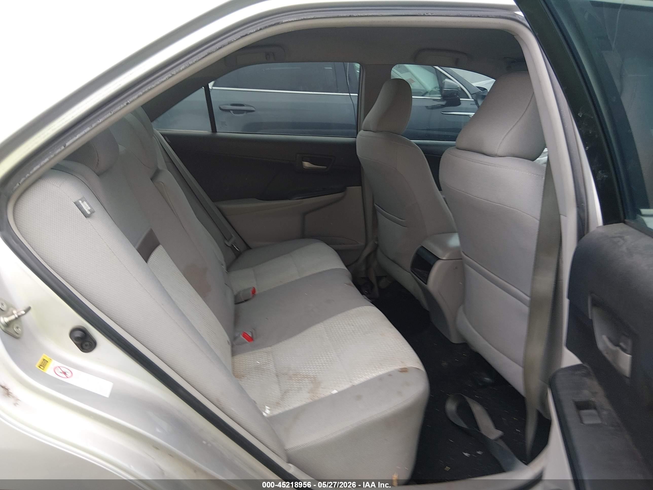 2014 Toyota Camry Le Silver vin: 4T1BF1FK5EU404087