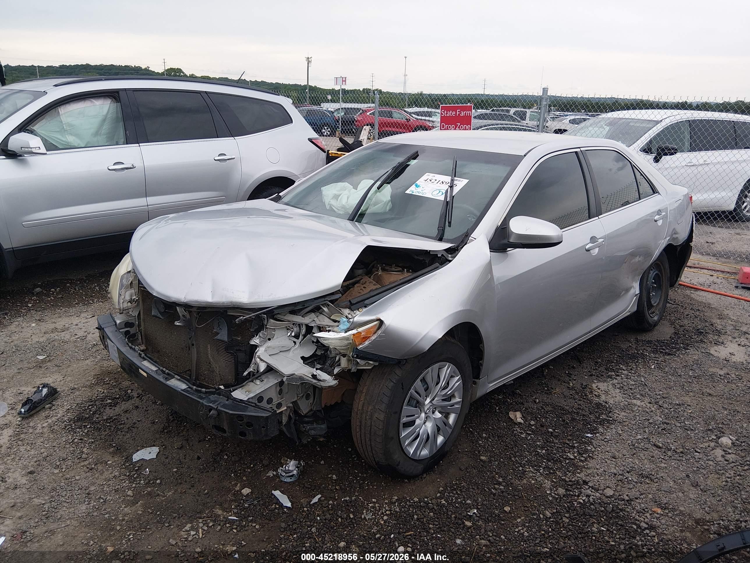 2014 Toyota Camry Le Silver vin: 4T1BF1FK5EU404087