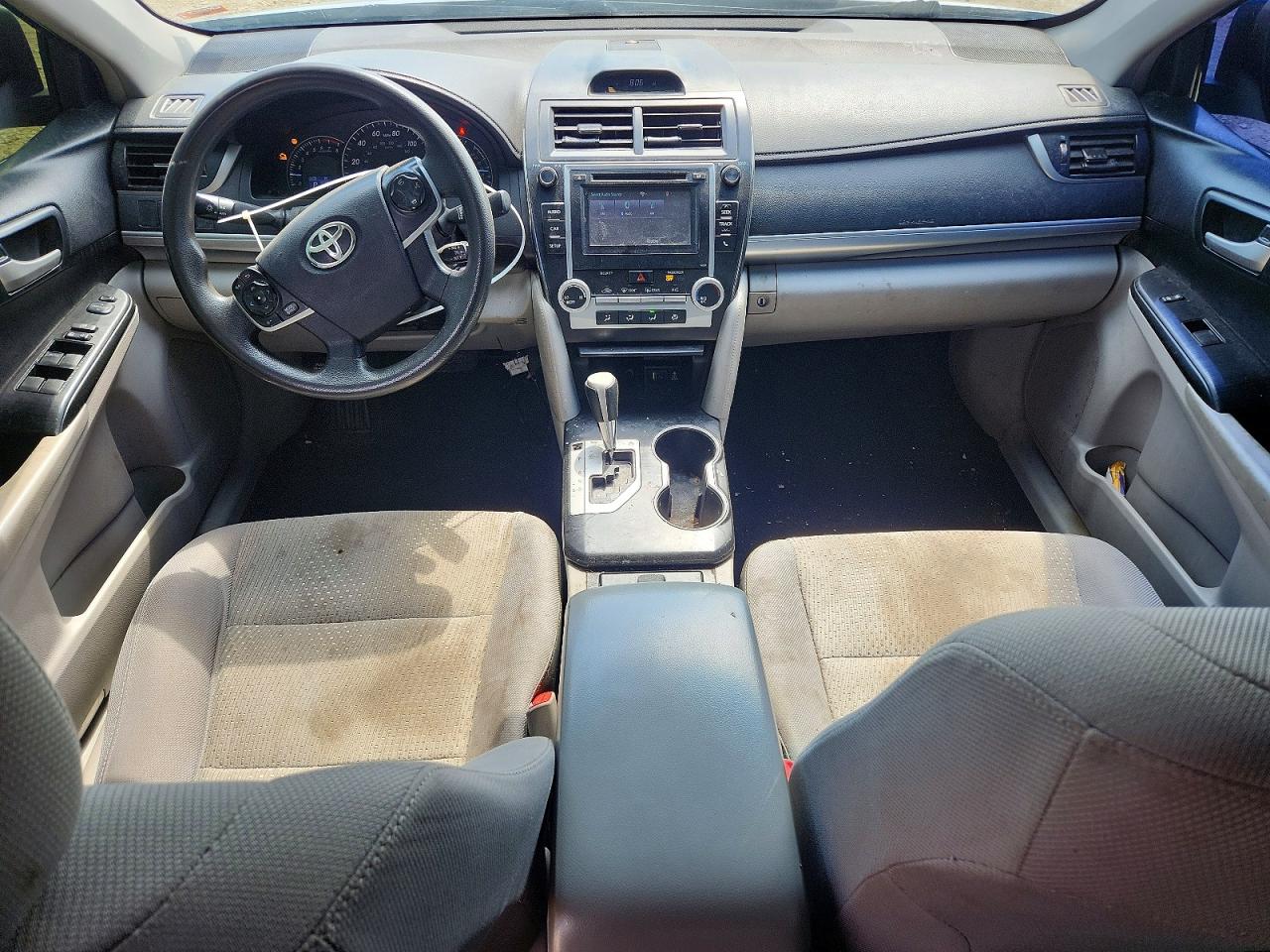 2014 Toyota Camry Le Silver vin: 4T1BF1FK5EU417728