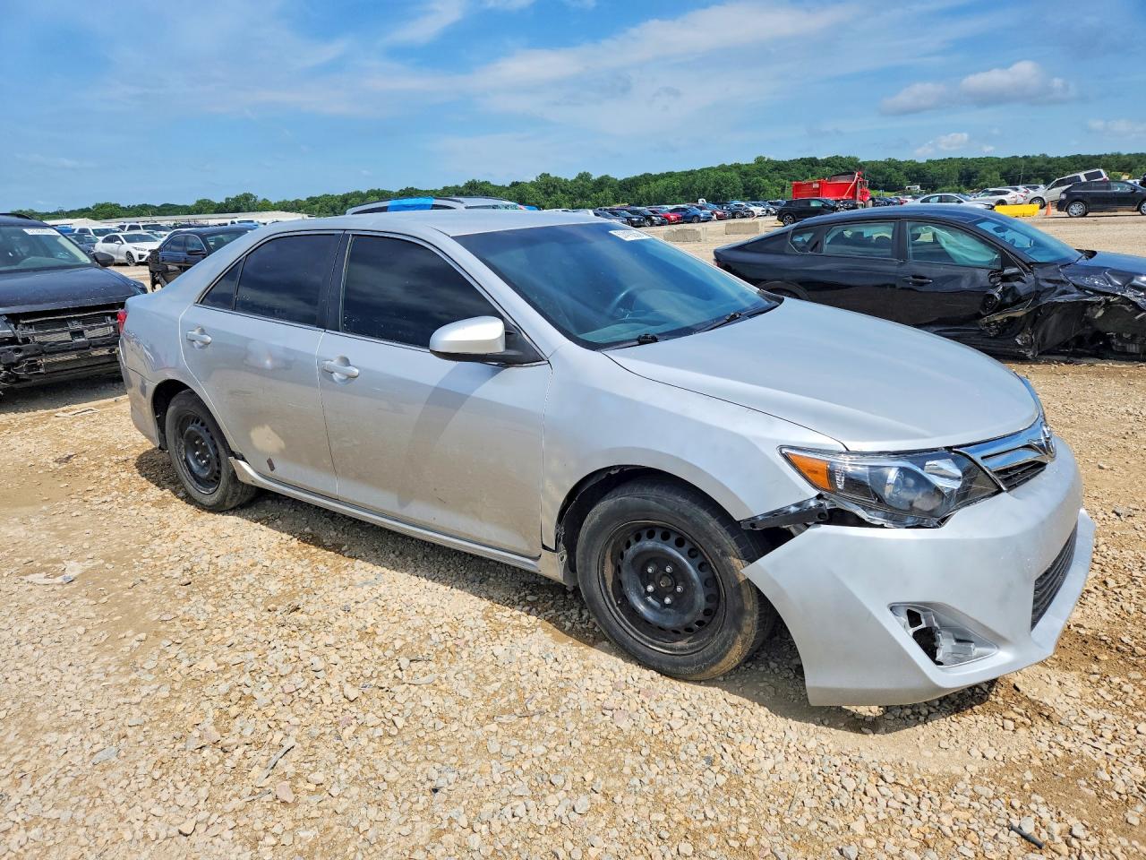 2014 Toyota Camry Le Silver vin: 4T1BF1FK5EU417728