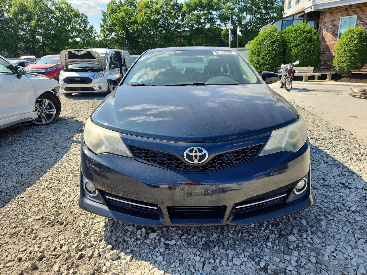 2014 Toyota Camry Se Blue vin: 4T1BF1FK5EU418958