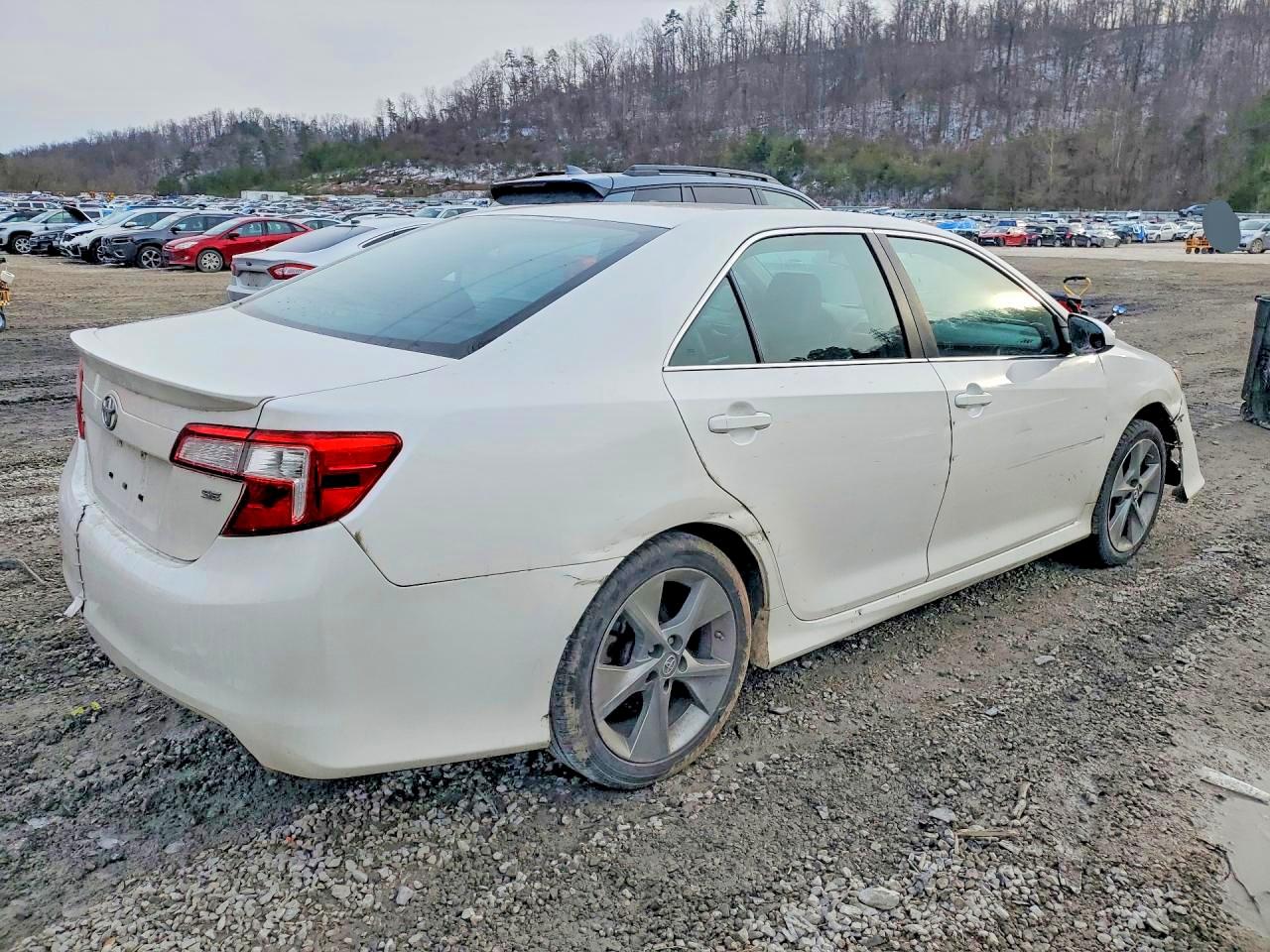 2014 Toyota Camry Se Sport Белый vin: 4T1BF1FK5EU434951