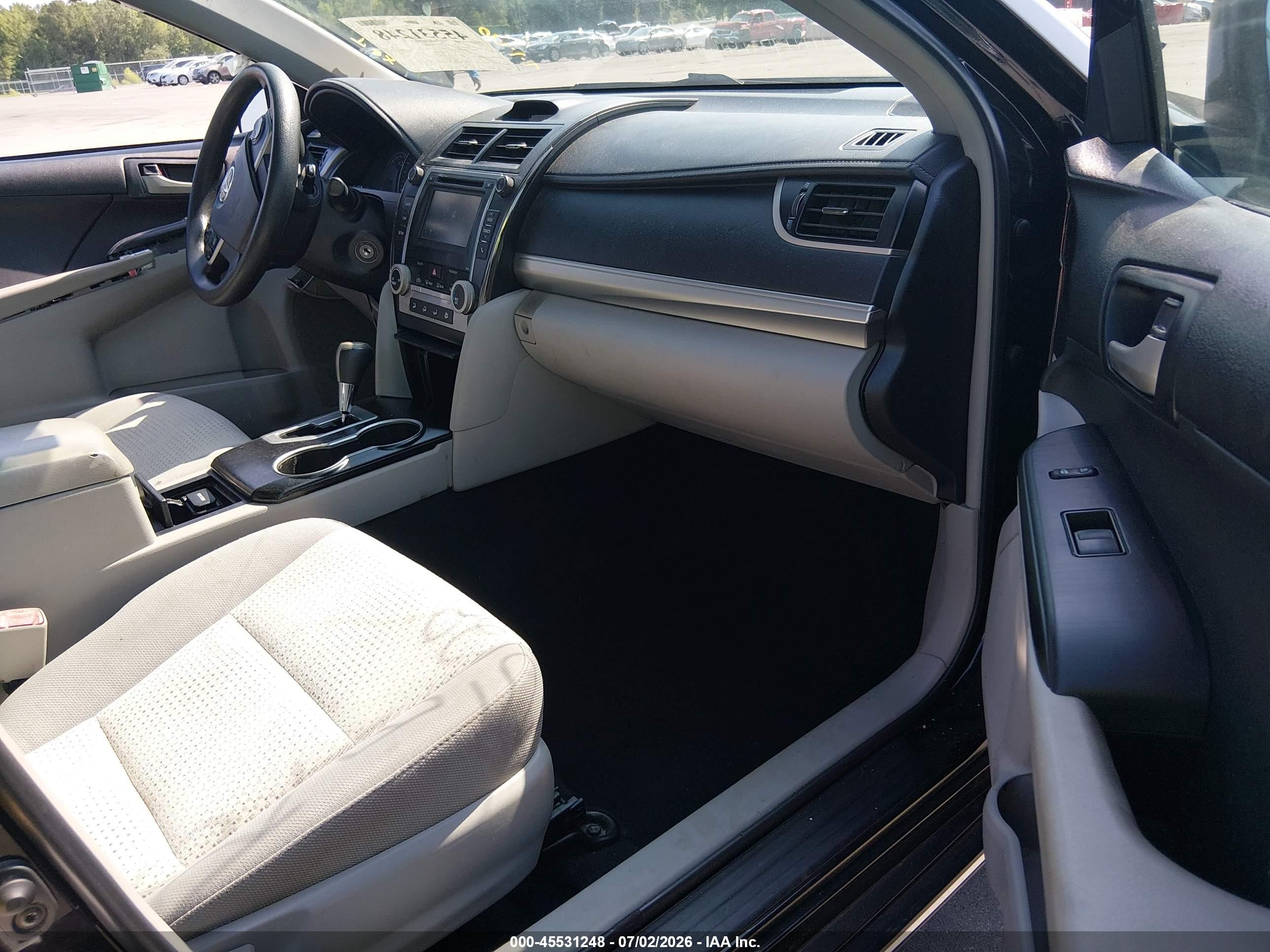 2014 Toyota Camry Le Black vin: 4T1BF1FK5EU435128
