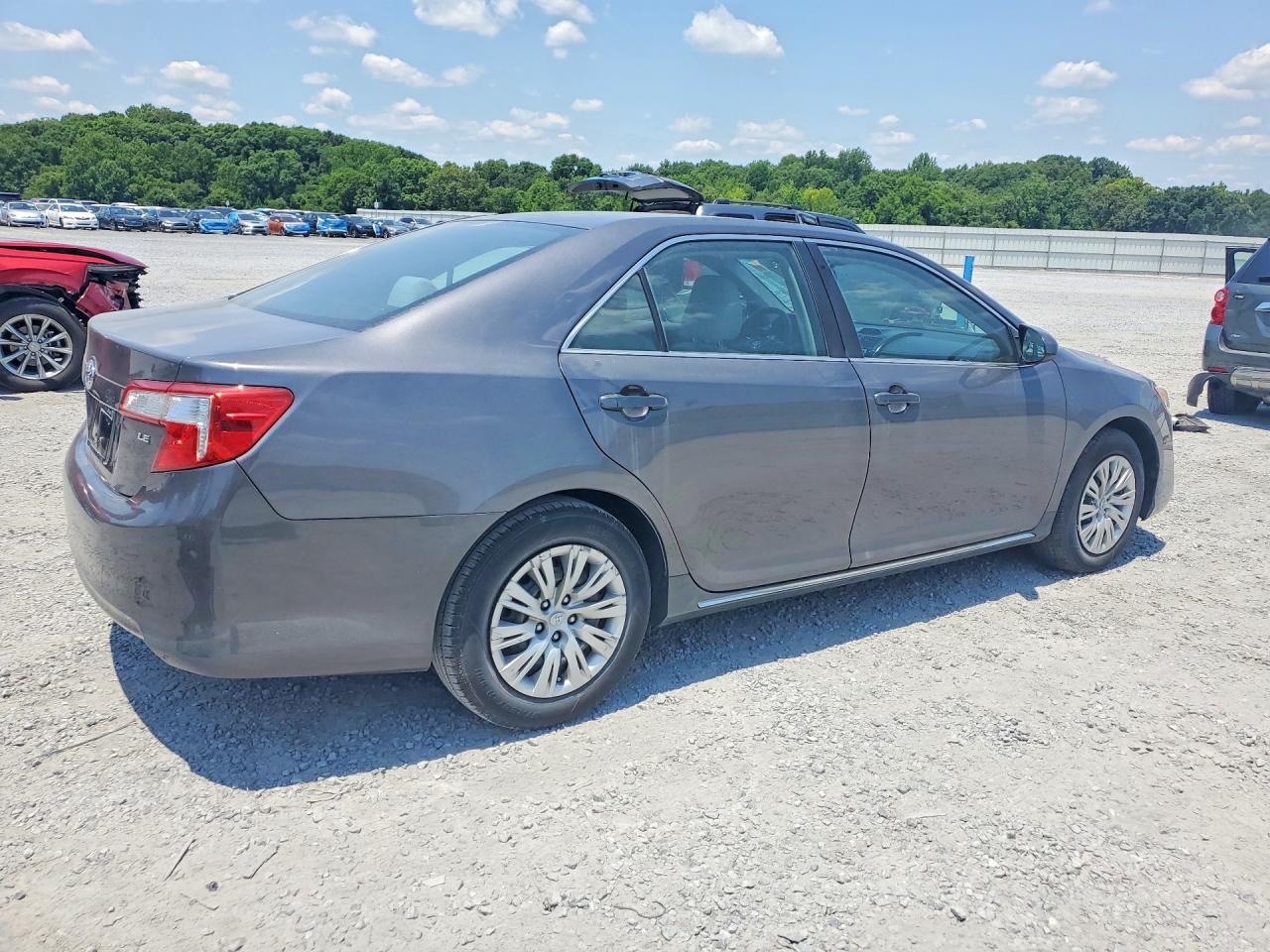 2014 Toyota Camry Le Gray vin: 4T1BF1FK5EU440183