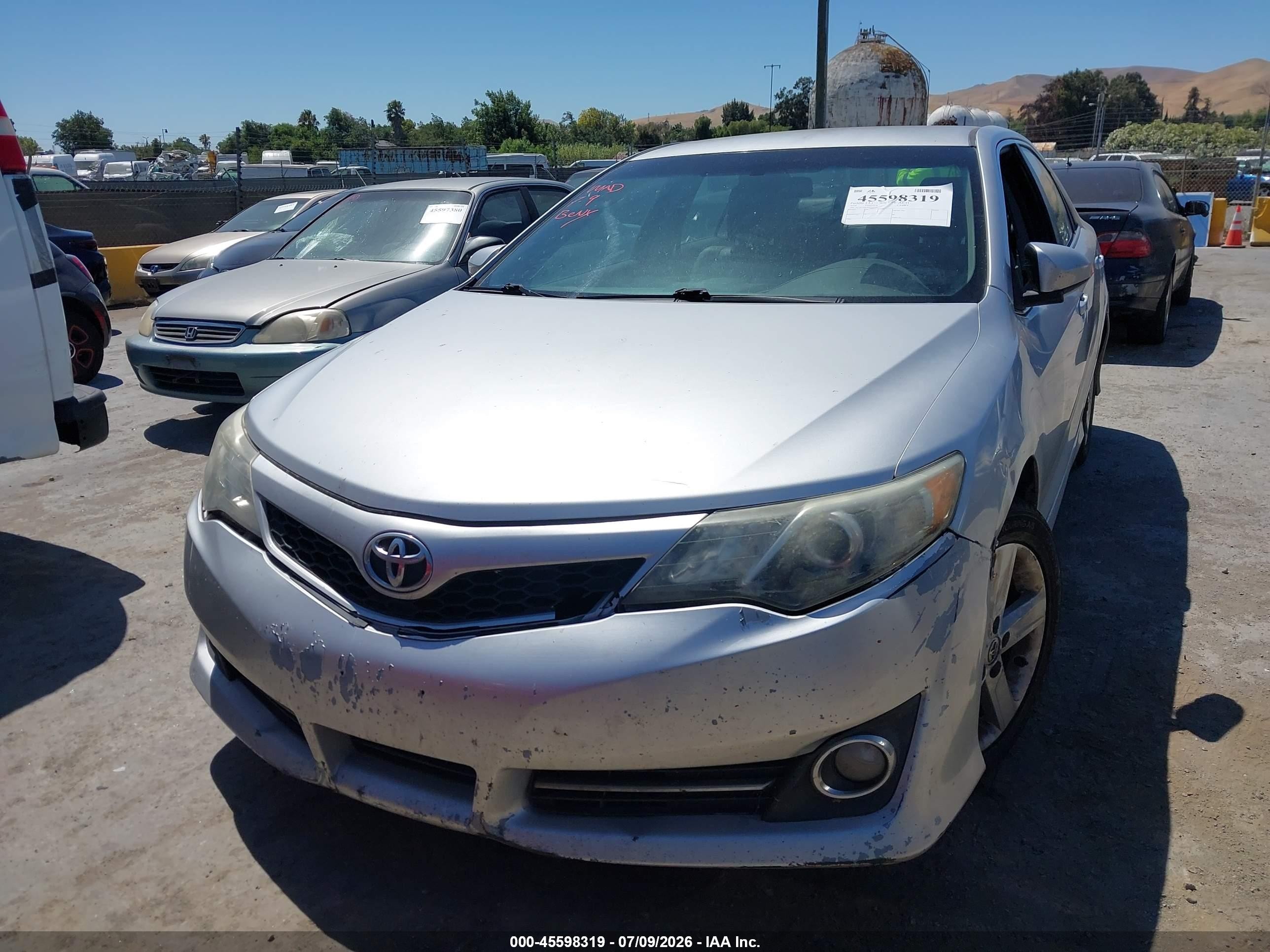 2014 Toyota Camry Se Silver vin: 4T1BF1FK5EU446517
