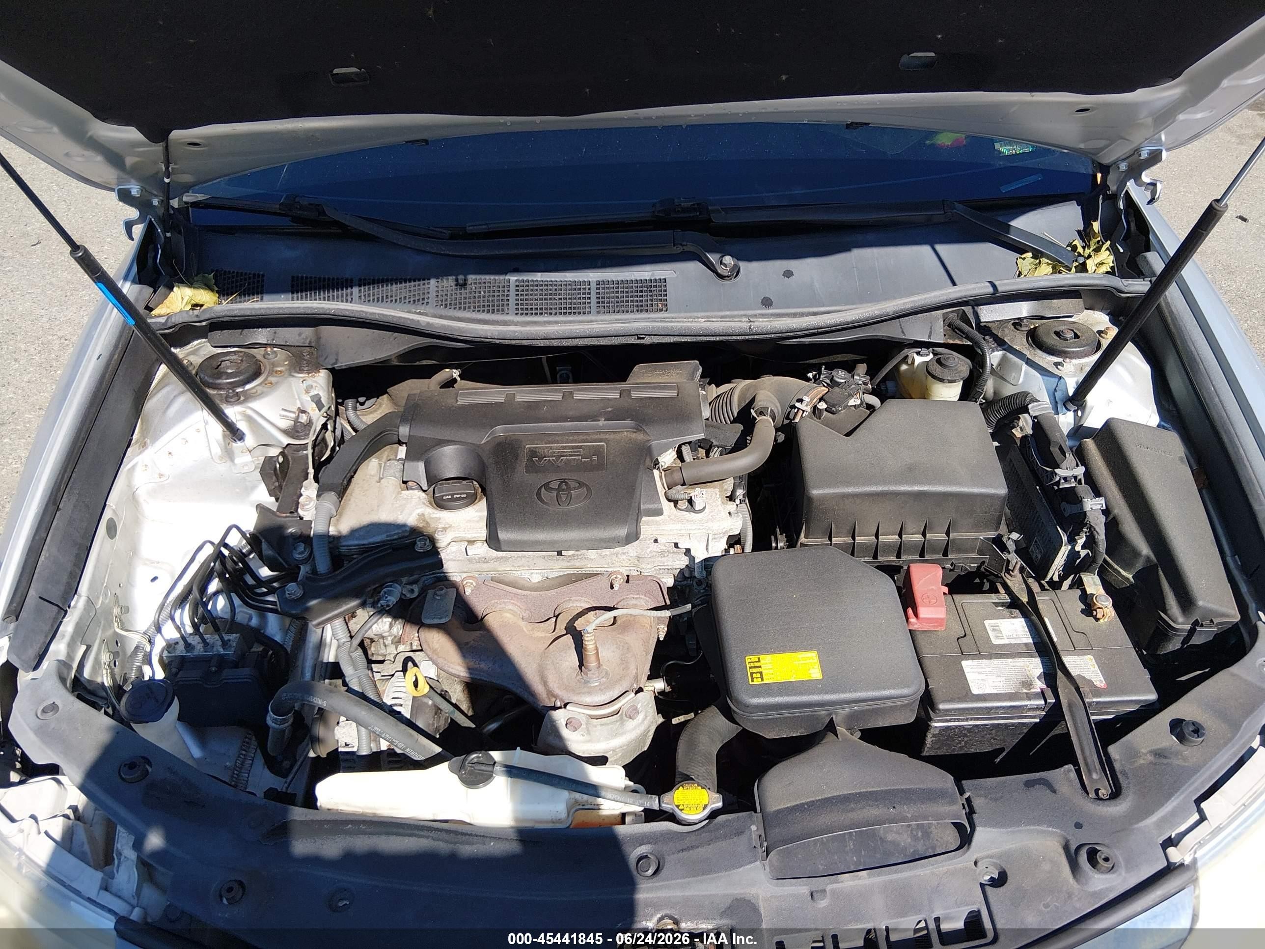 2014 Toyota Camry Le Silver vin: 4T1BF1FK5EU452429