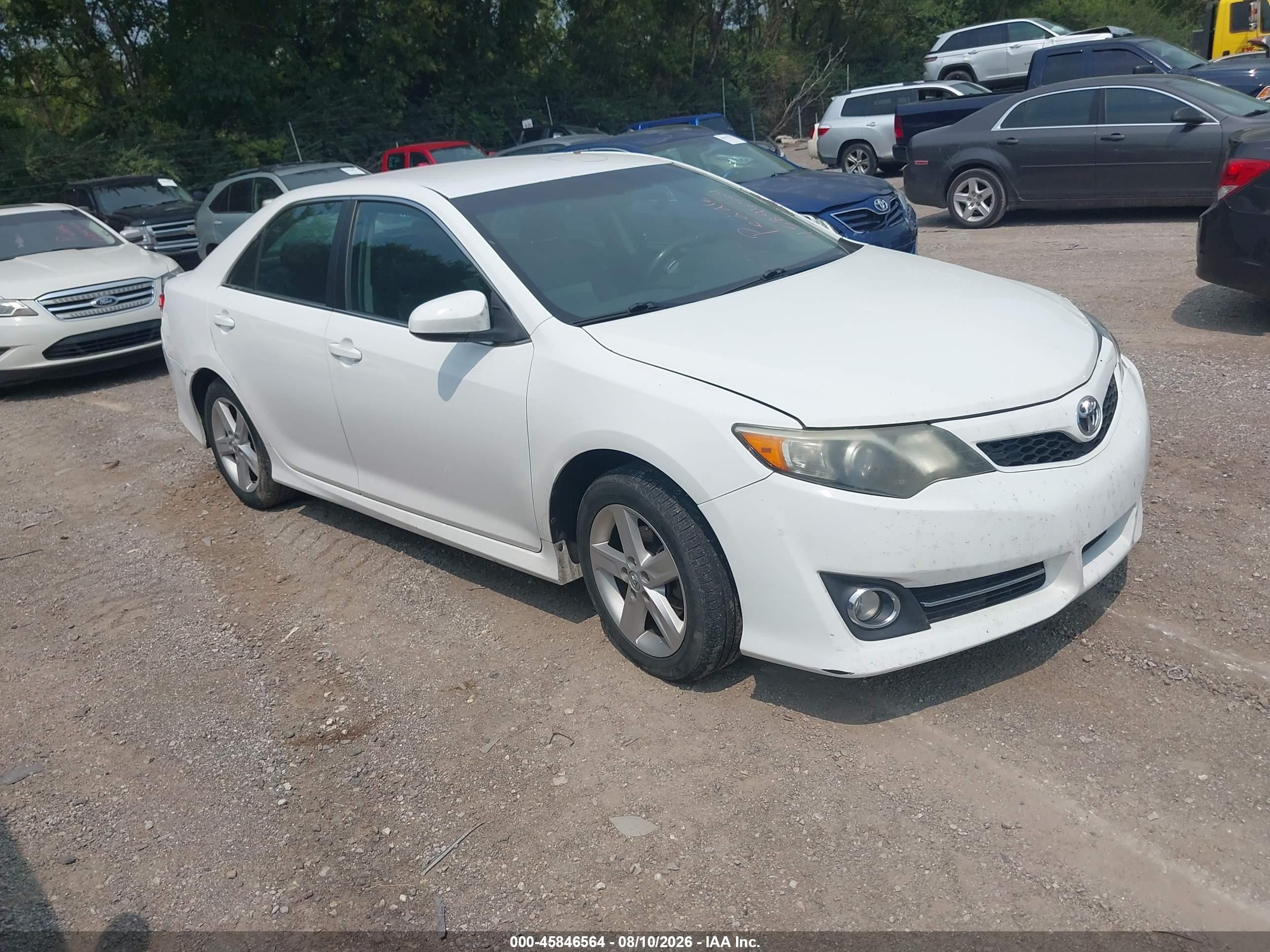 2014 Toyota Camry Se White vin: 4T1BF1FK5EU458067
